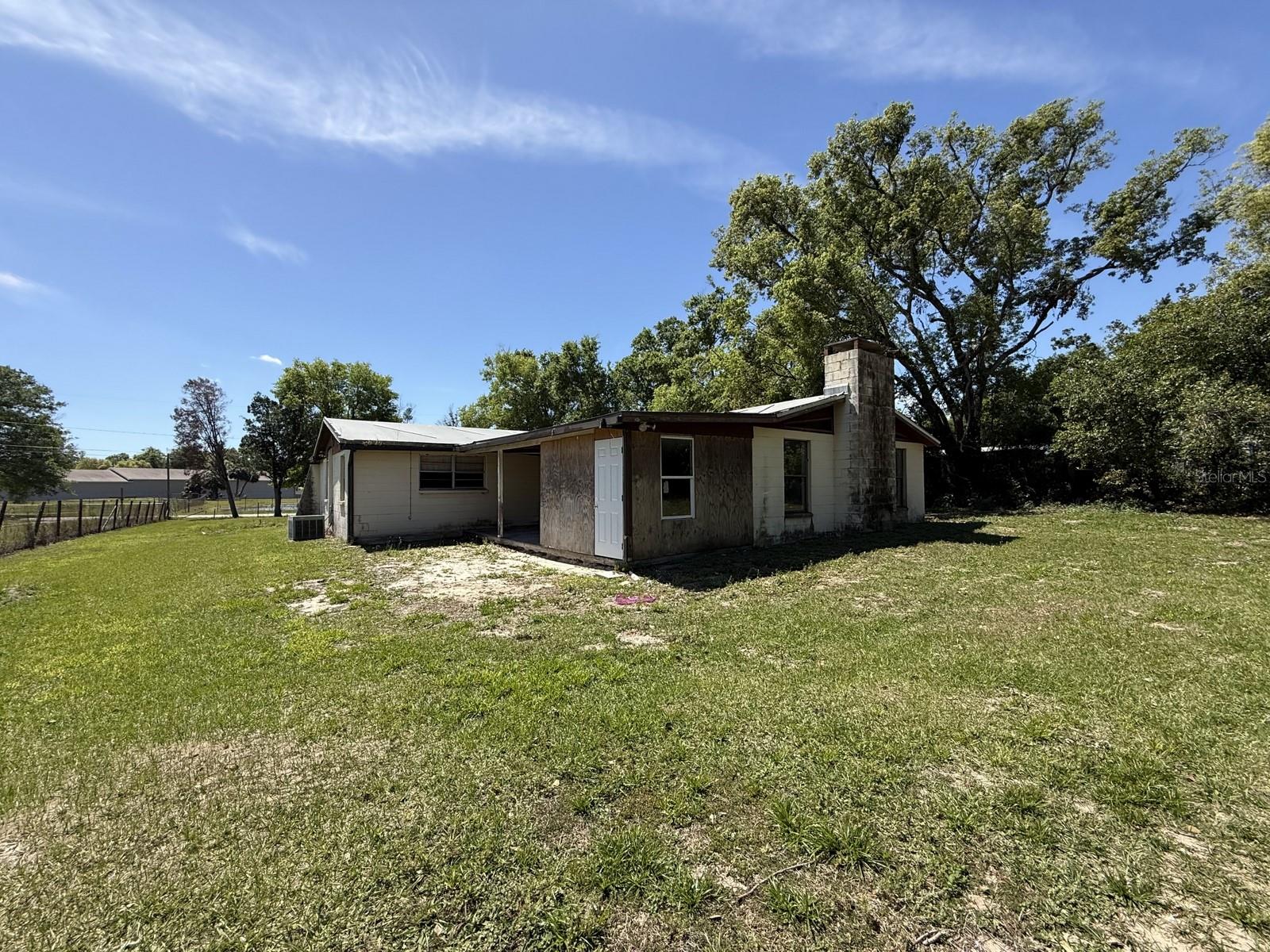 9526 EASTFIELD RD, THONOTOSASSA, FL, 33592