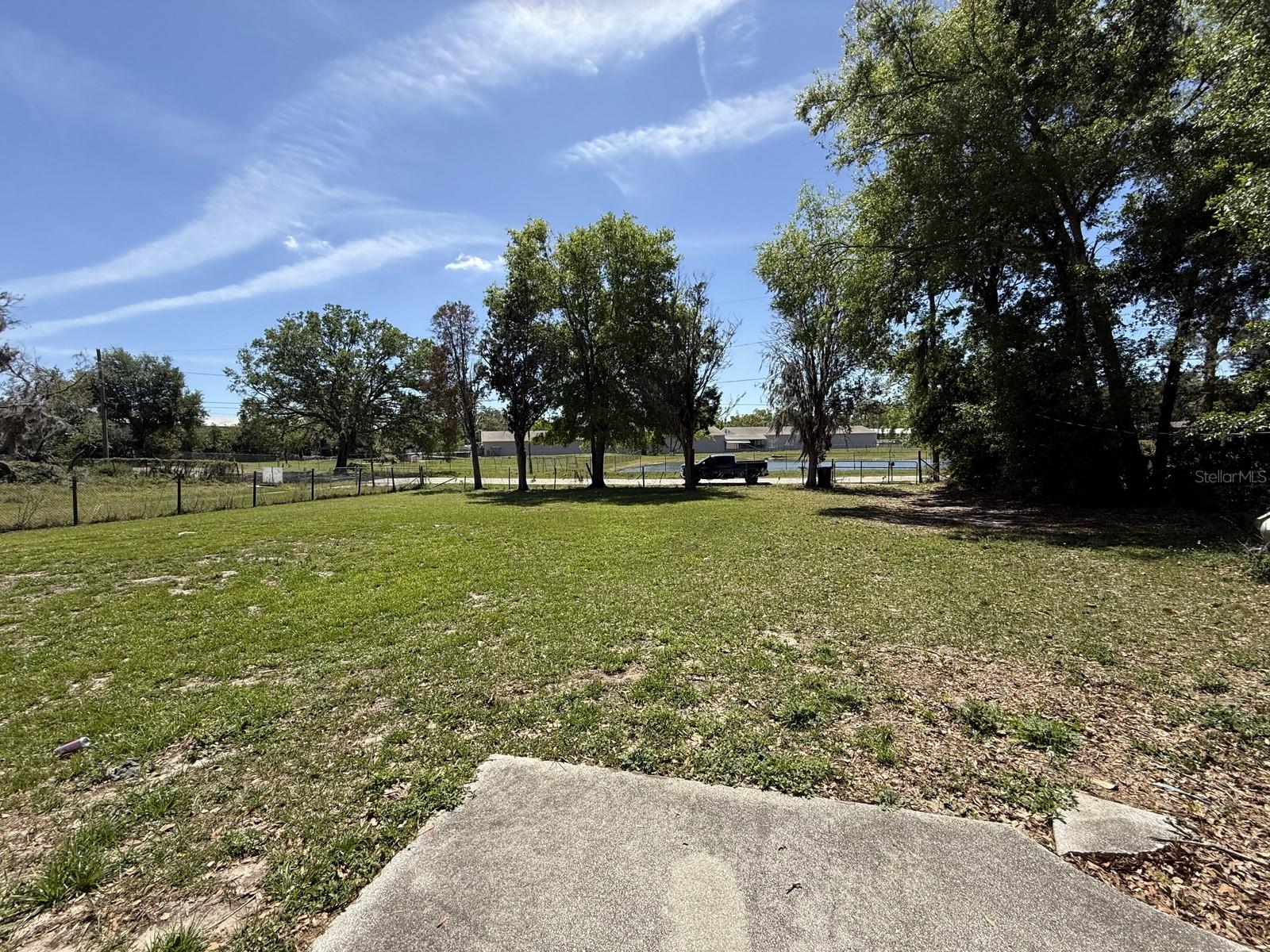 9526 EASTFIELD RD, THONOTOSASSA, FL, 33592