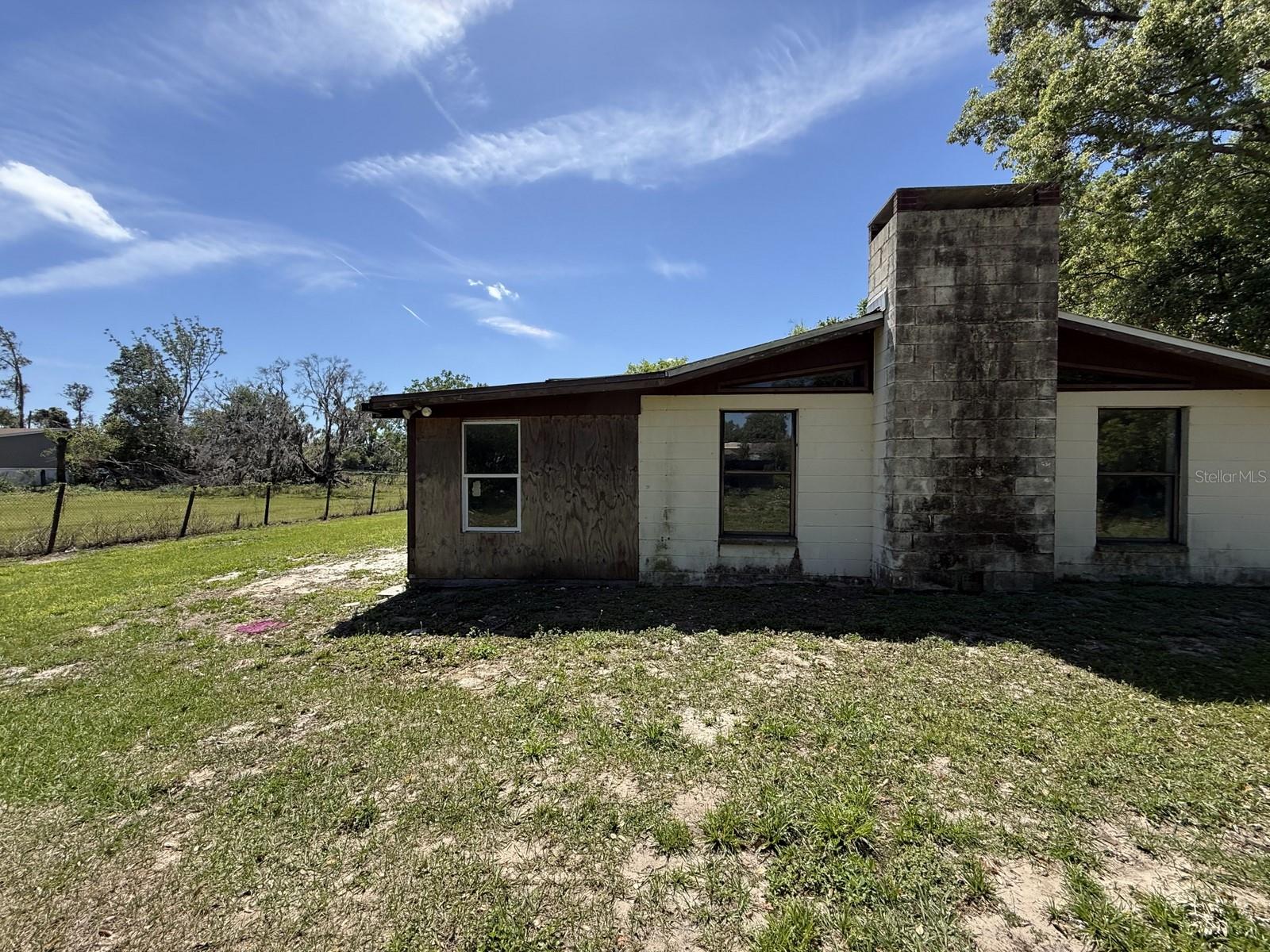 9526 EASTFIELD RD, THONOTOSASSA, FL, 33592