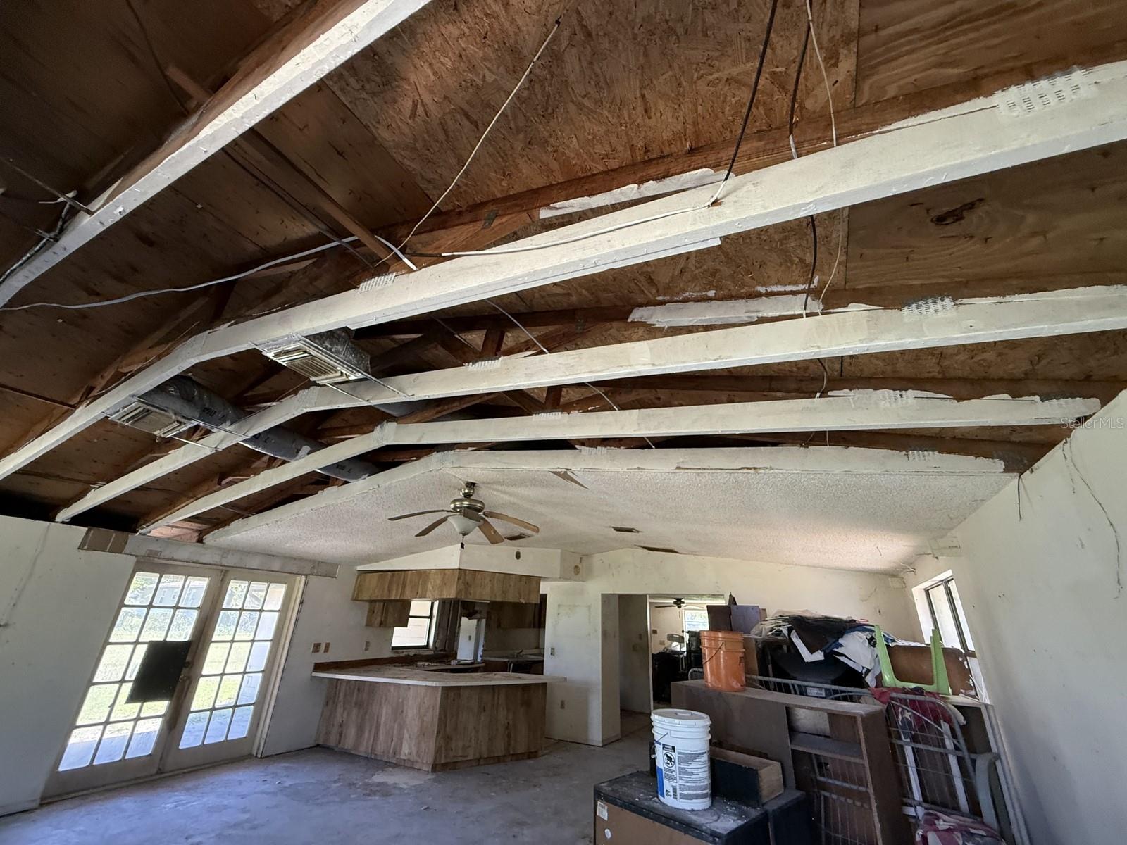 9526 EASTFIELD RD, THONOTOSASSA, FL, 33592