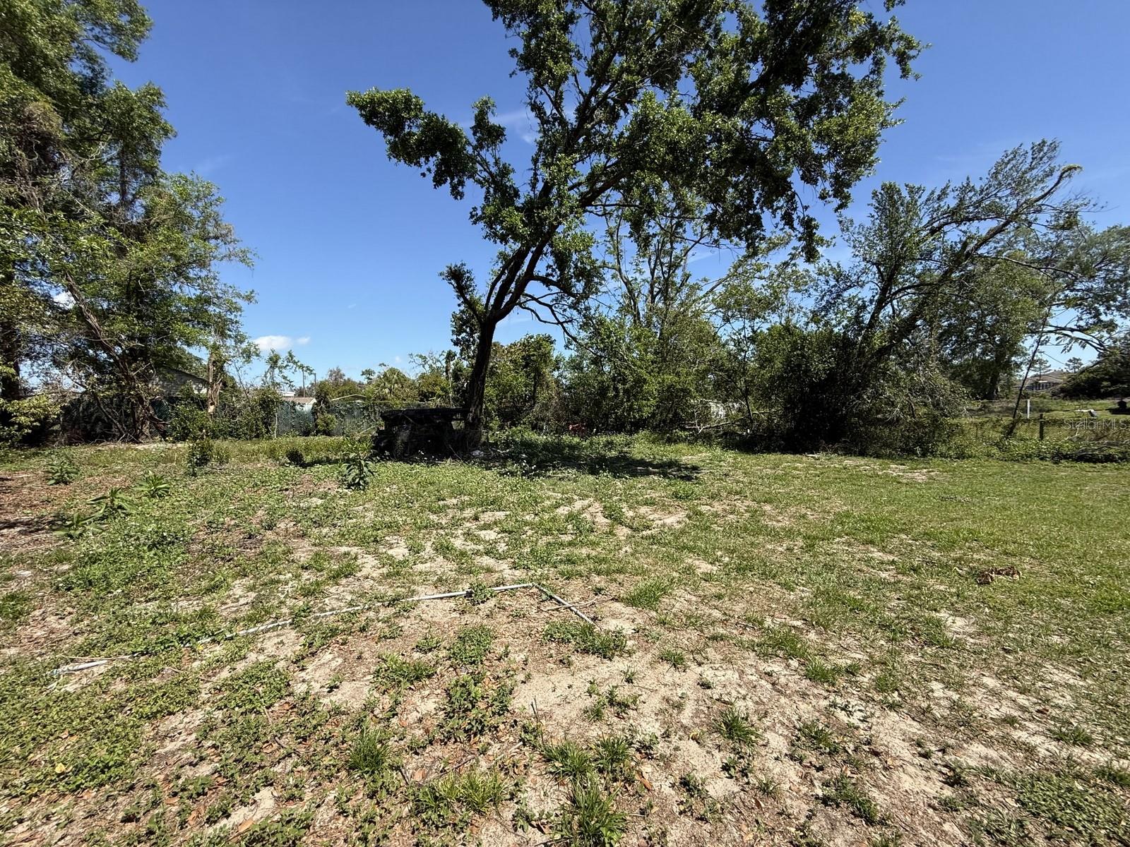 9526 EASTFIELD RD, THONOTOSASSA, FL, 33592