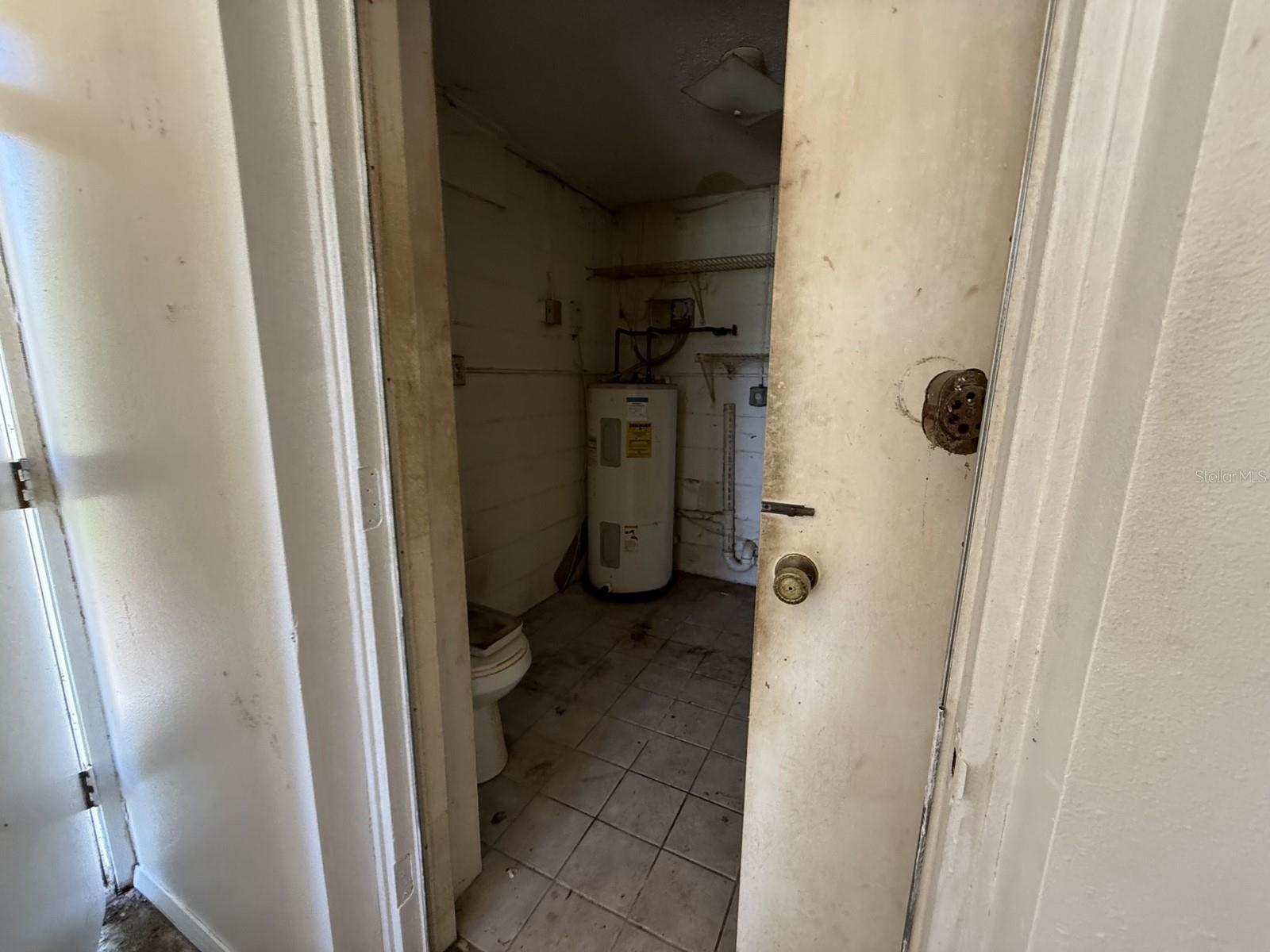 9526 EASTFIELD RD, THONOTOSASSA, FL, 33592