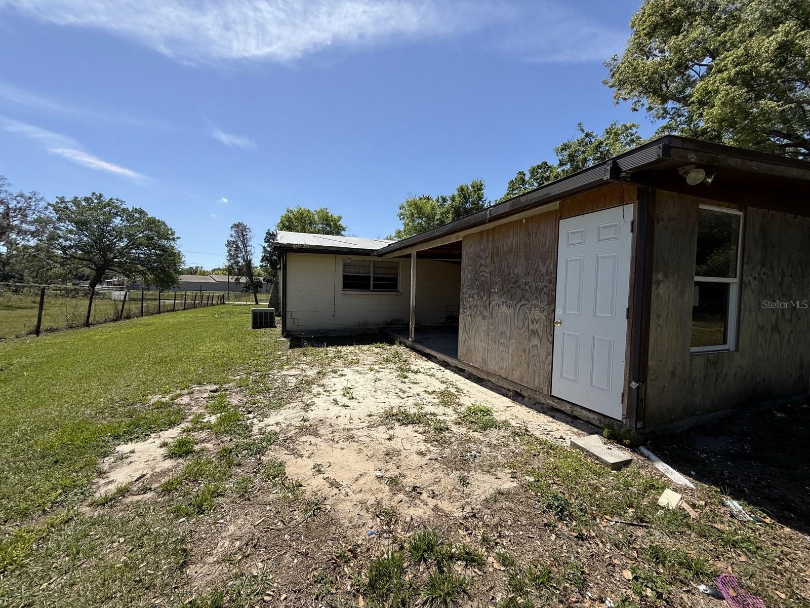 9526 EASTFIELD RD, THONOTOSASSA, FL, 33592