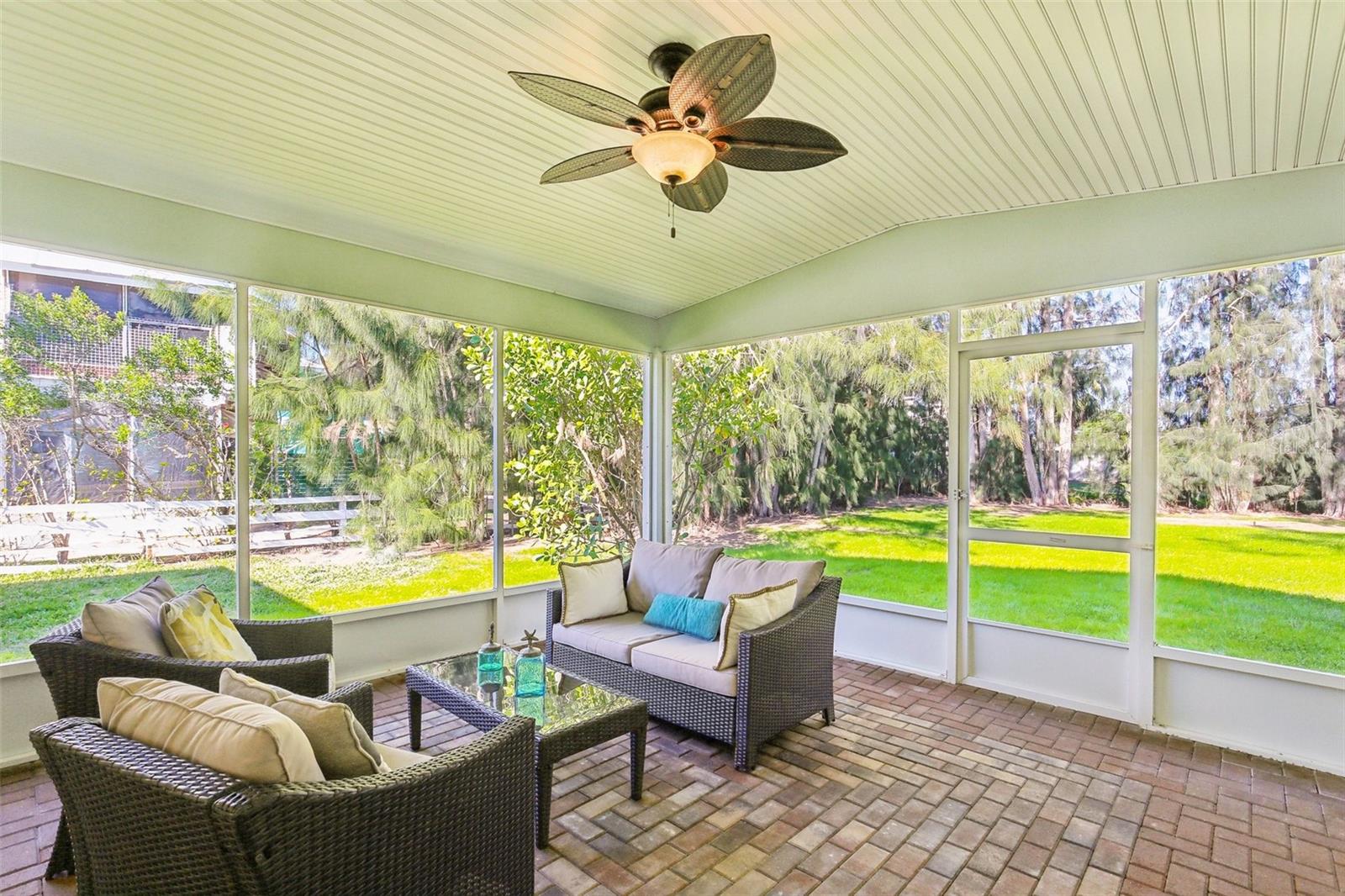 1908 SUTHERLAND DR W, PALM HARBOR, FL, 34683