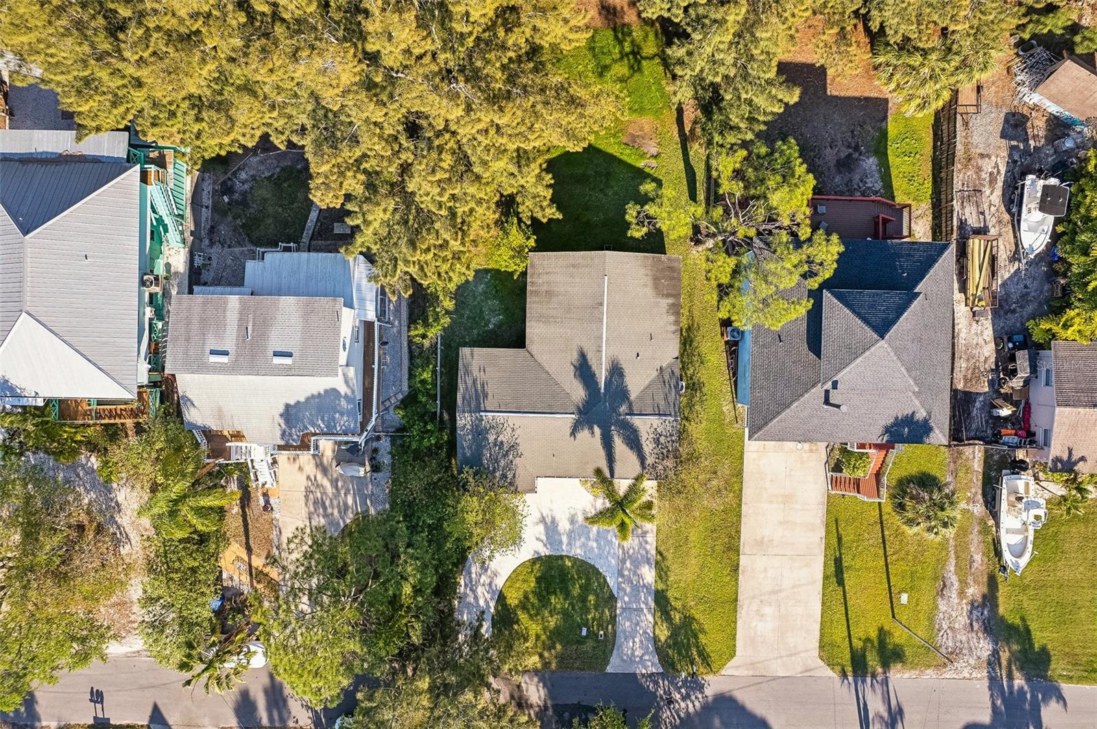 1908 SUTHERLAND DR W, PALM HARBOR, FL, 34683