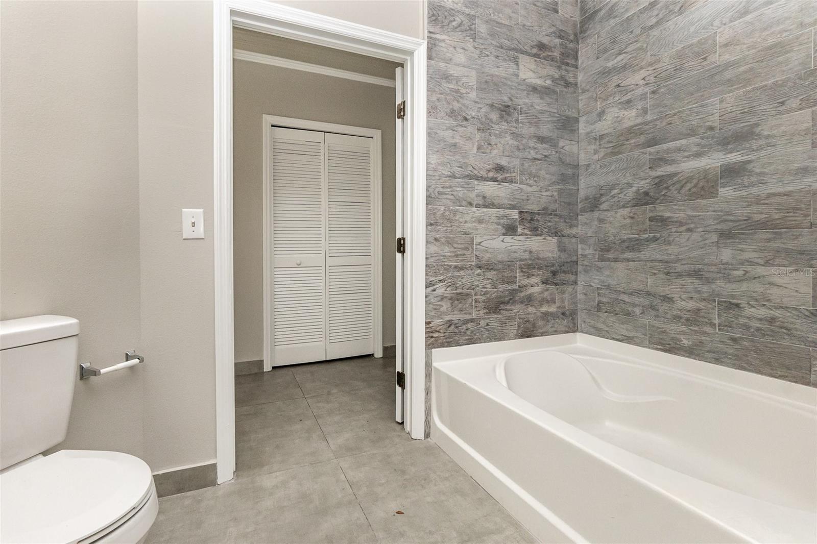 12849 MADISON POINTE CIR #101, ORLANDO, FL, 32821