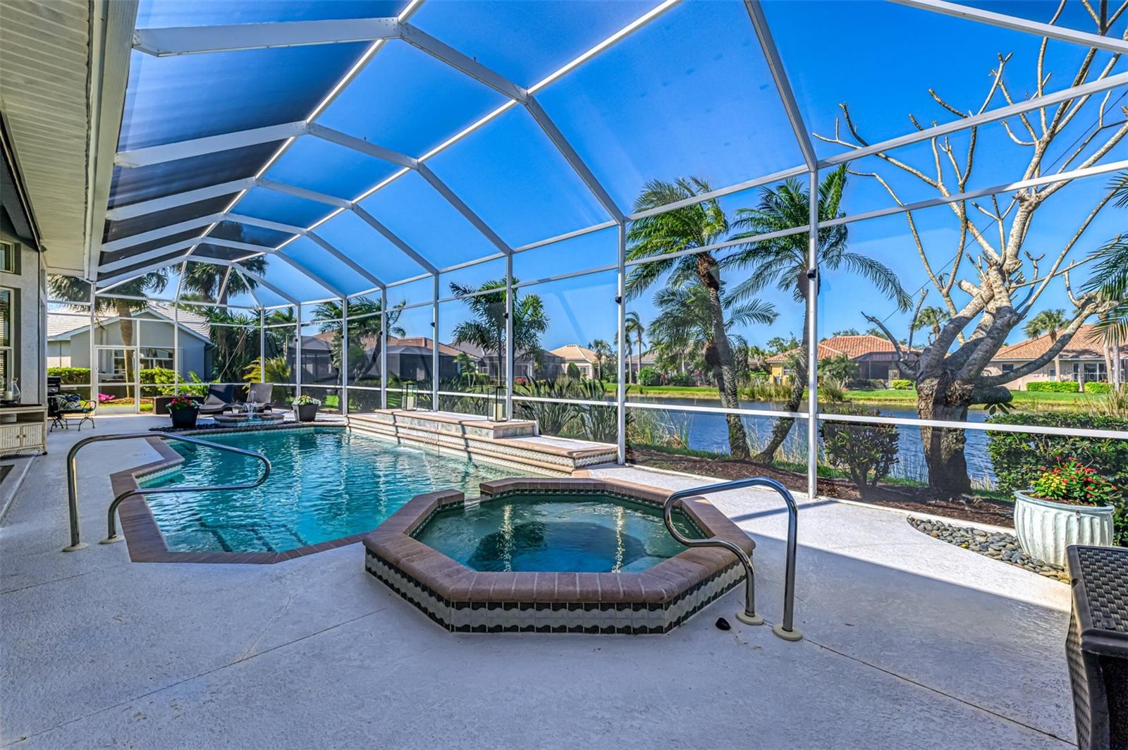 611 SAWGRASS BRIDGE RD, VENICE, FL, 34292