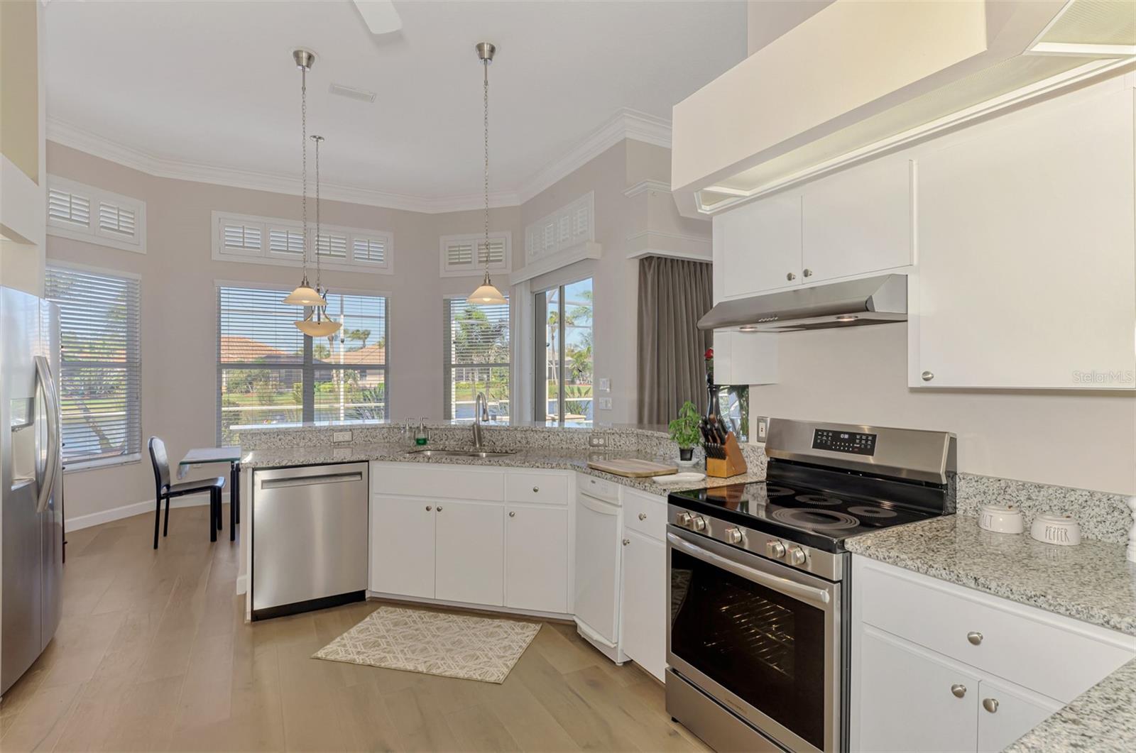 611 SAWGRASS BRIDGE RD, VENICE, FL, 34292
