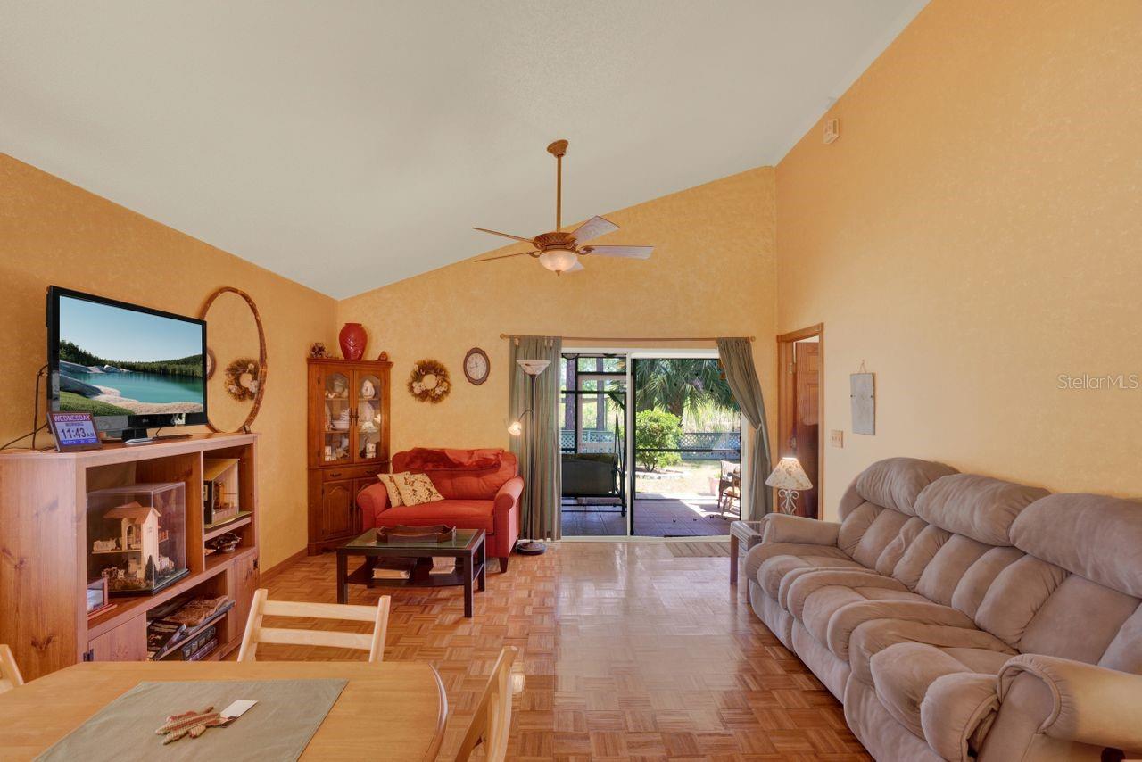 182 EDGEWATER CIR, SANFORD, FL, 32773