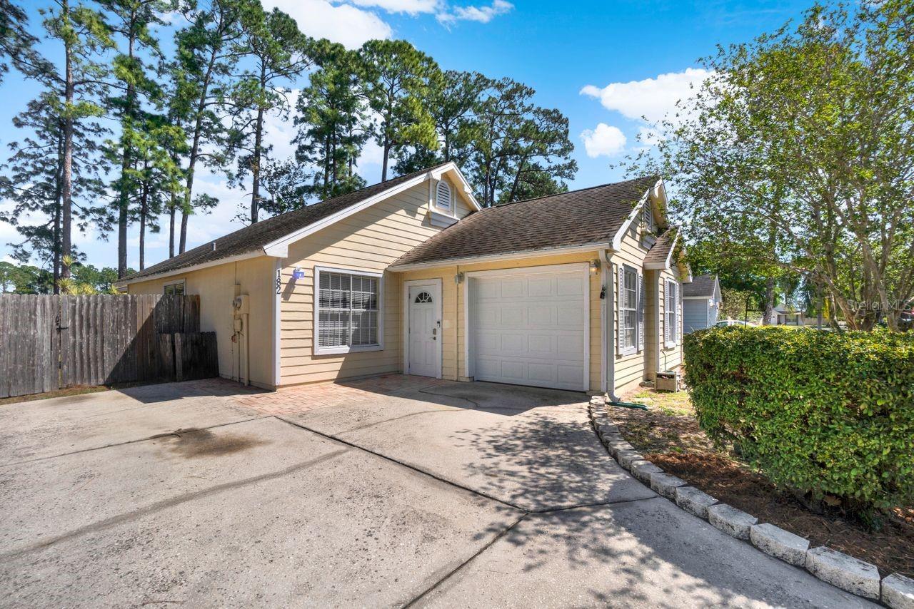 182 EDGEWATER CIR, SANFORD, FL, 32773