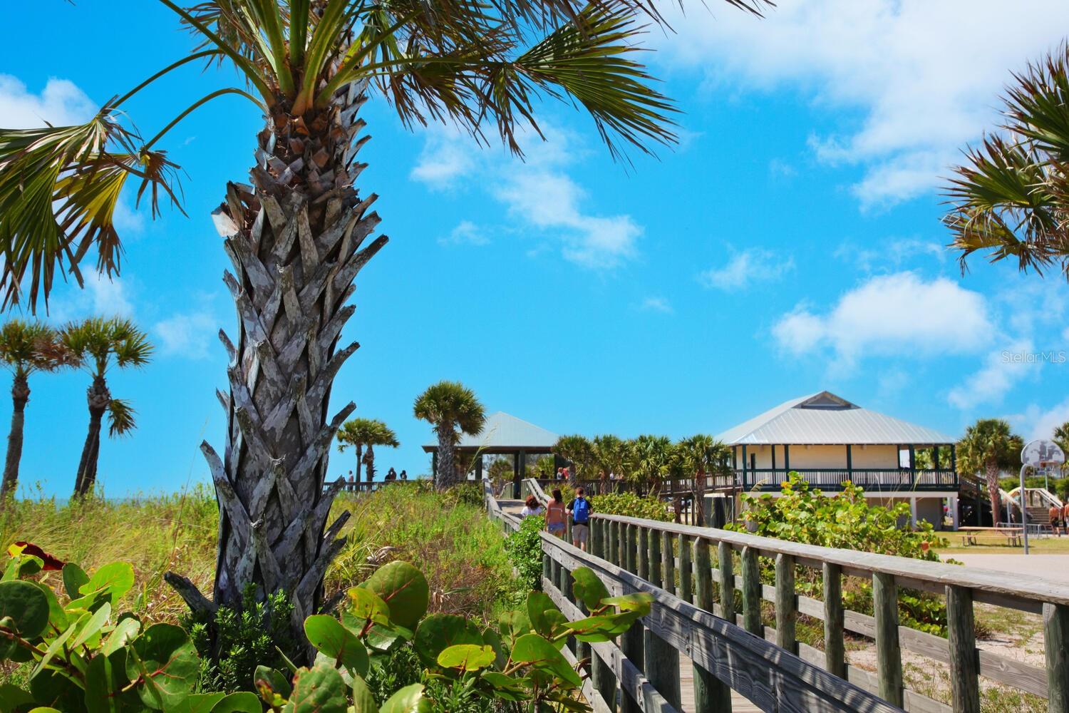 2439 SONOMA DR W, NOKOMIS, FL, 34275