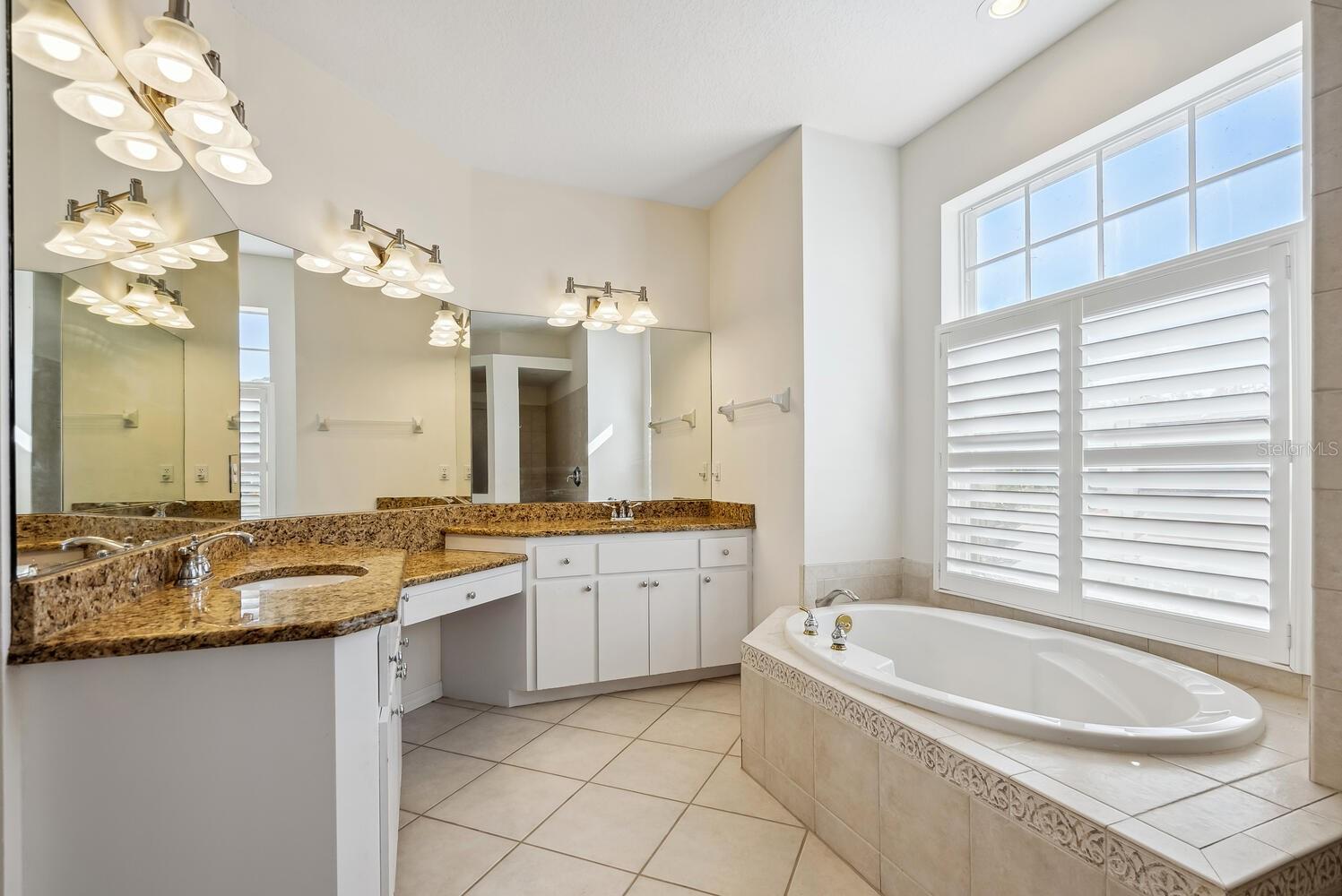 2439 SONOMA DR W, NOKOMIS, FL, 34275