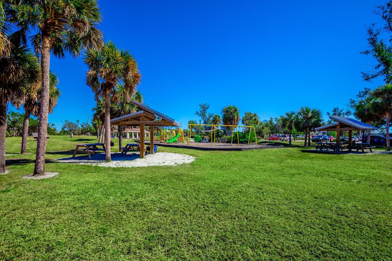 2439 SONOMA DR W, NOKOMIS, FL, 34275