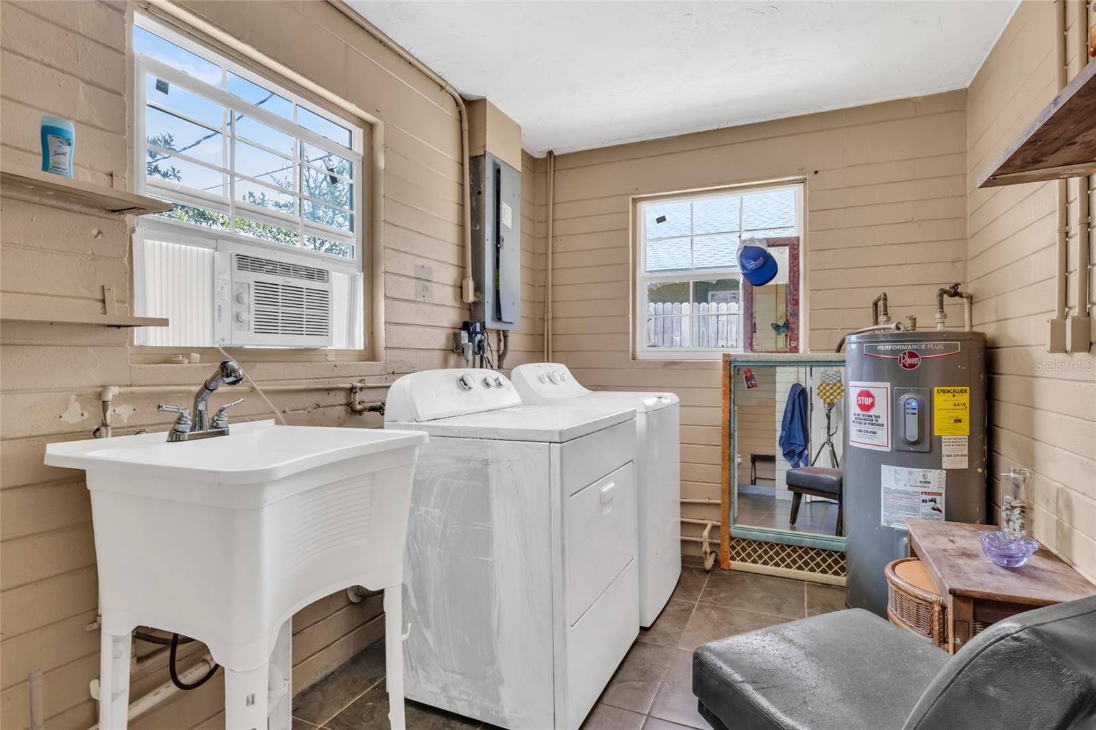 2342 DATE PALM DR, EDGEWATER, FL, 32141