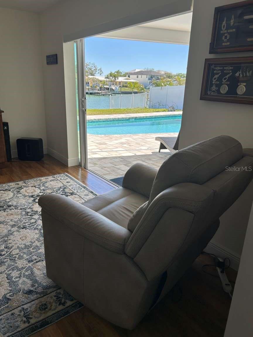 731 SNUG IS, CLEARWATER, FL, 33767