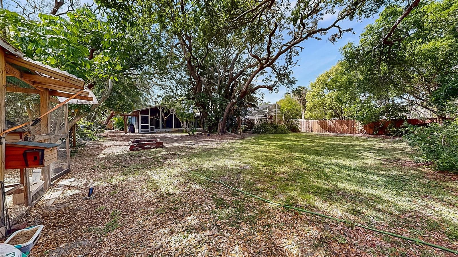 10911 53RD AVE N, ST PETERSBURG, FL, 33708