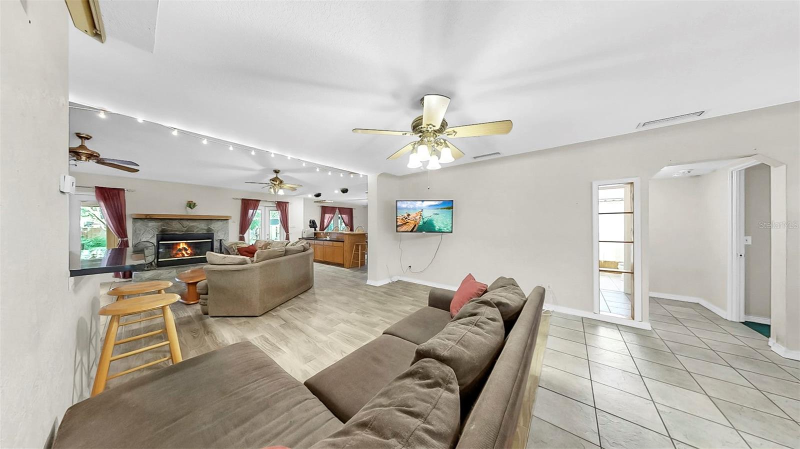 10911 53RD AVE N, ST PETERSBURG, FL, 33708