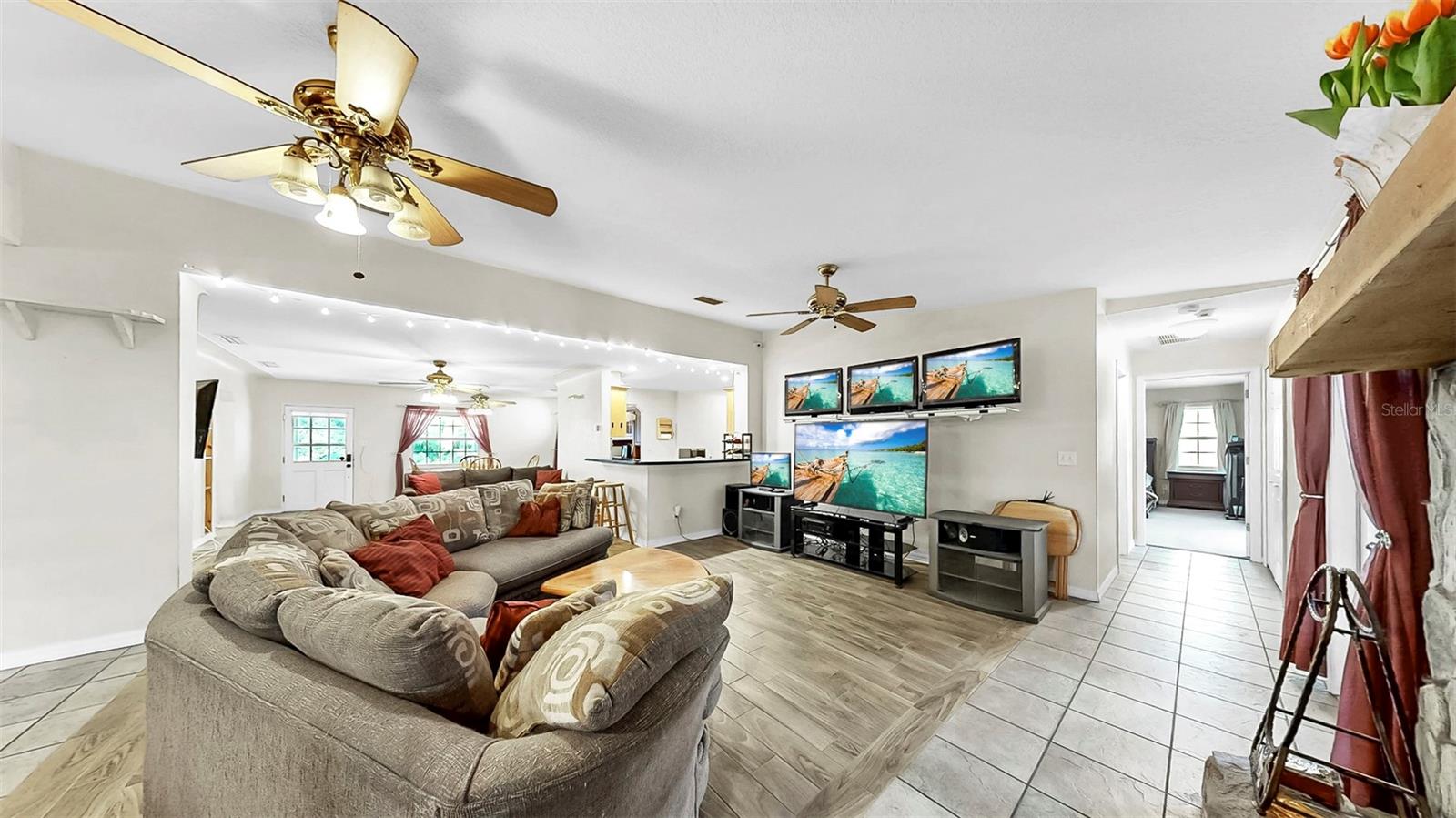 10911 53RD AVE N, ST PETERSBURG, FL, 33708