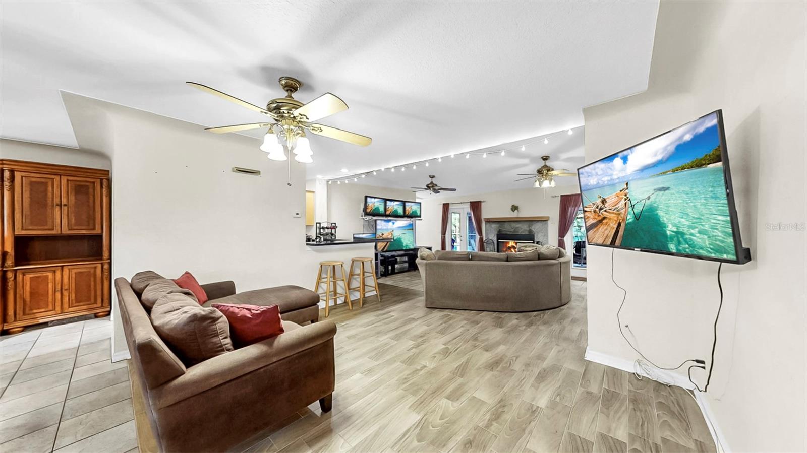 10911 53RD AVE N, ST PETERSBURG, FL, 33708