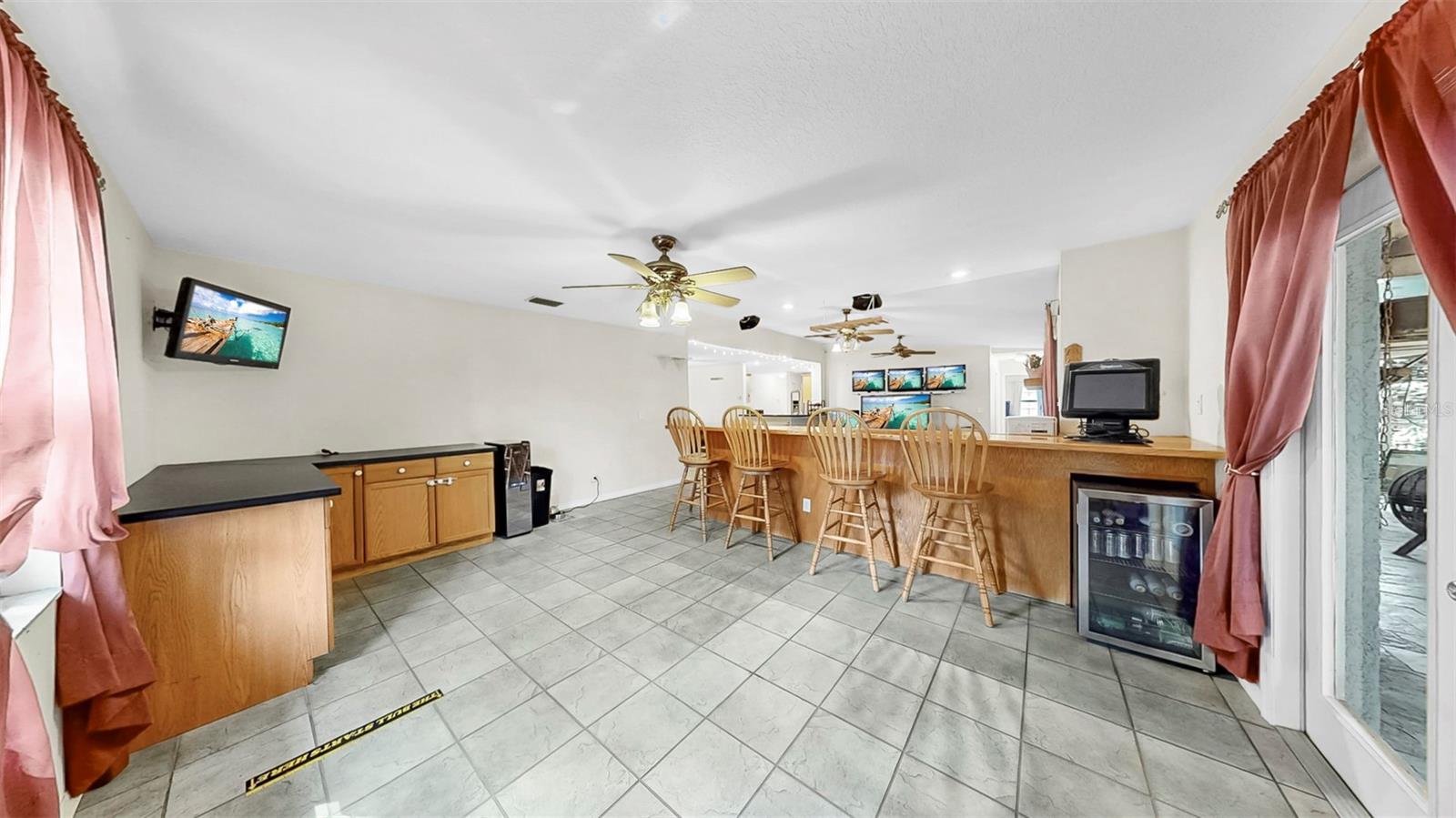 10911 53RD AVE N, ST PETERSBURG, FL, 33708