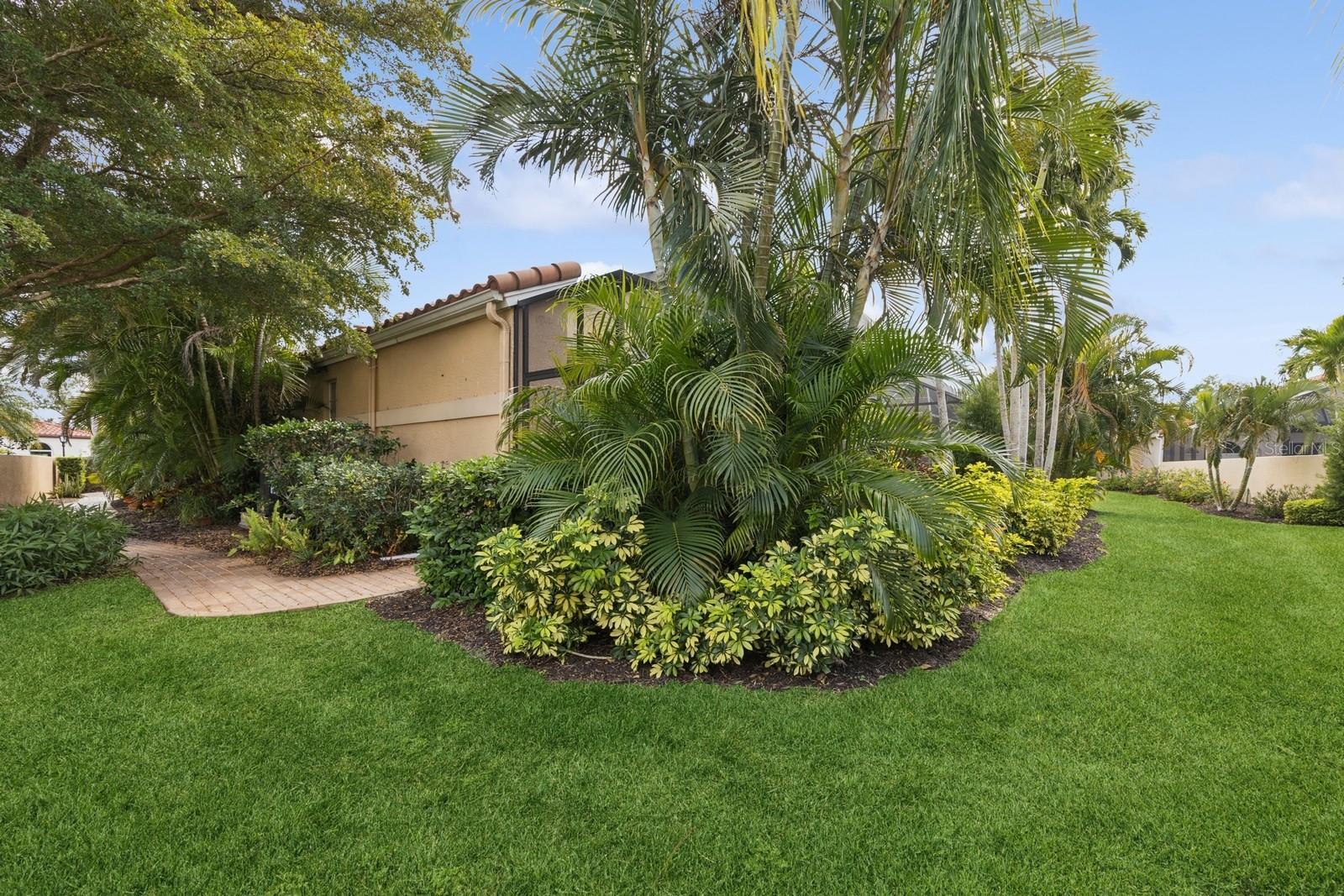 8024 VIA FIORE, SARASOTA, FL, 34238