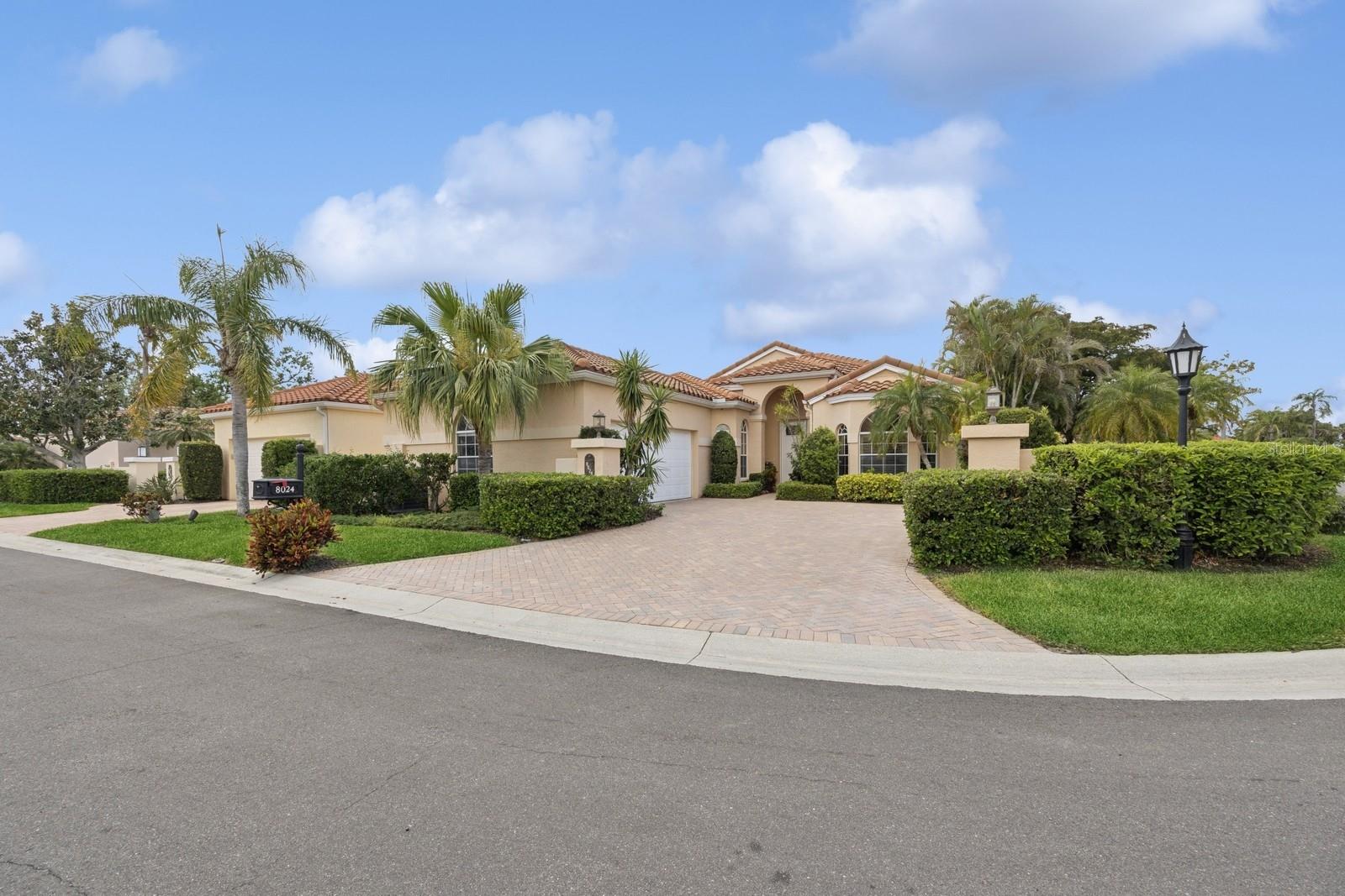 8024 VIA FIORE, SARASOTA, FL, 34238