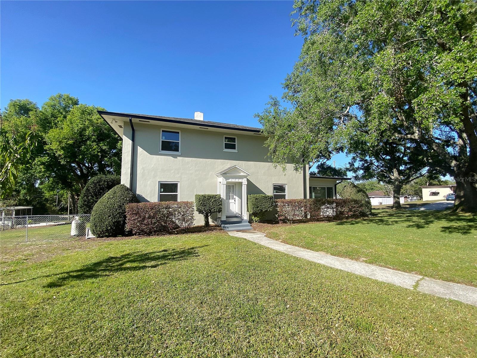 737 CARLTON AVE, LAKE WALES, FL, 33853