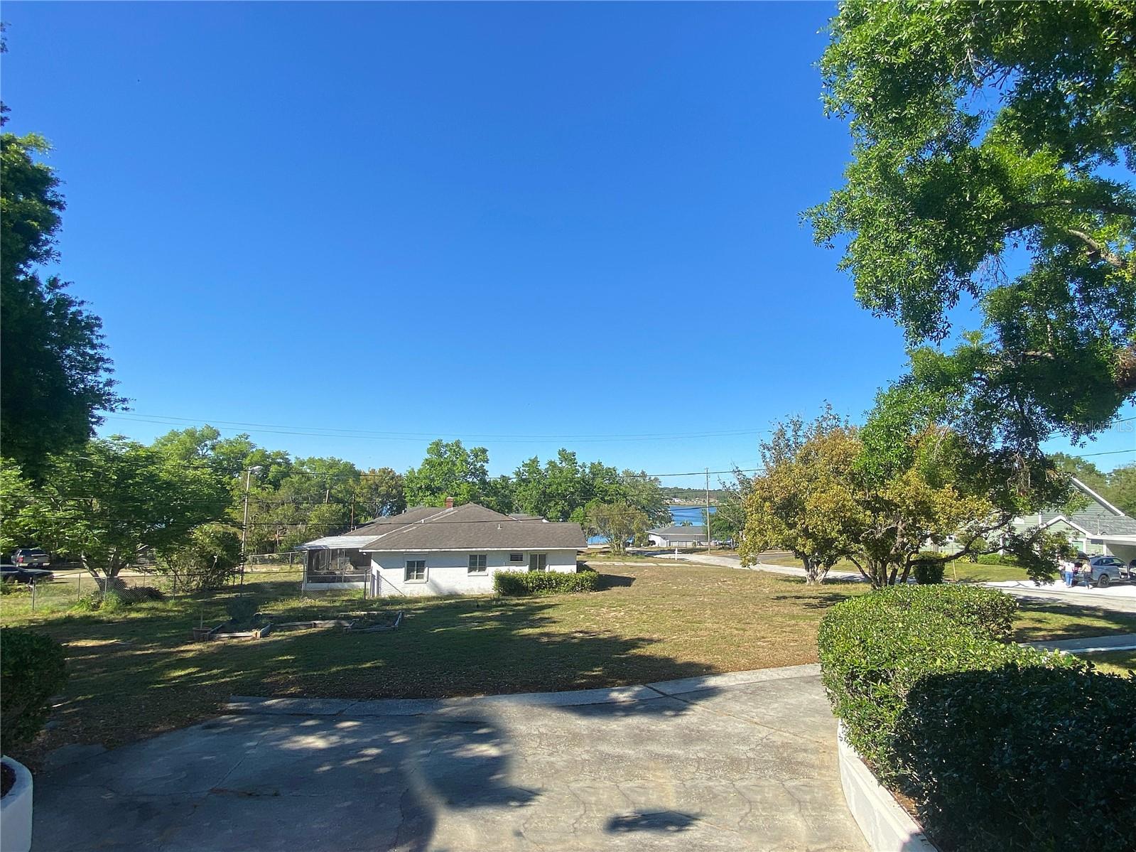 737 CARLTON AVE, LAKE WALES, FL, 33853