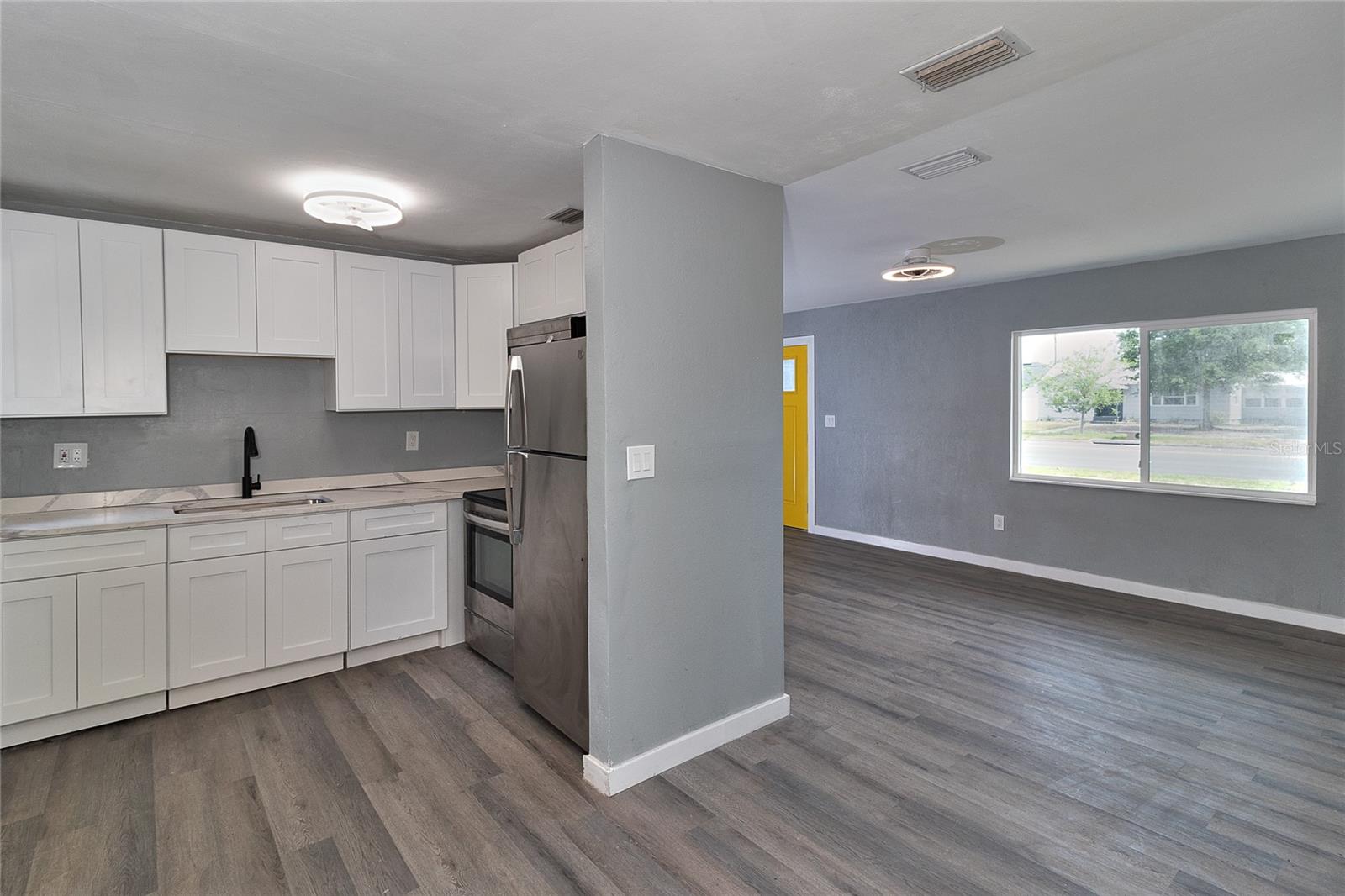 201 83RD AVE N, ST PETERSBURG, FL, 33702