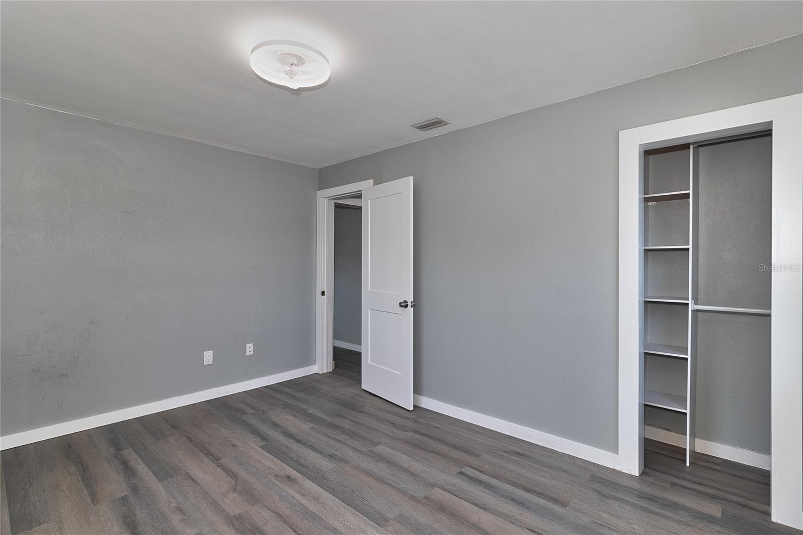 201 83RD AVE N, ST PETERSBURG, FL, 33702