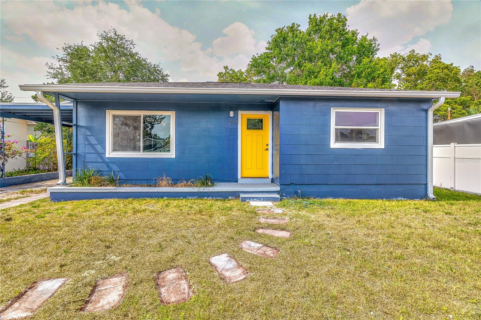 201 83RD AVE N, ST PETERSBURG, FL, 33702