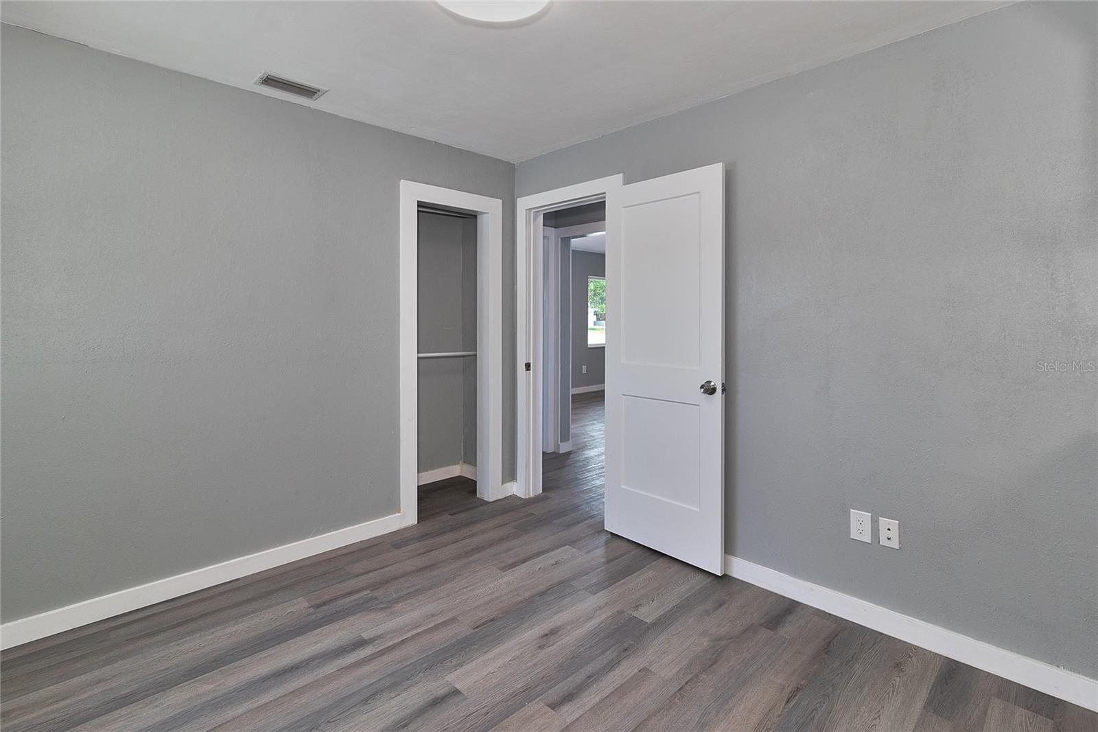201 83RD AVE N, ST PETERSBURG, FL, 33702