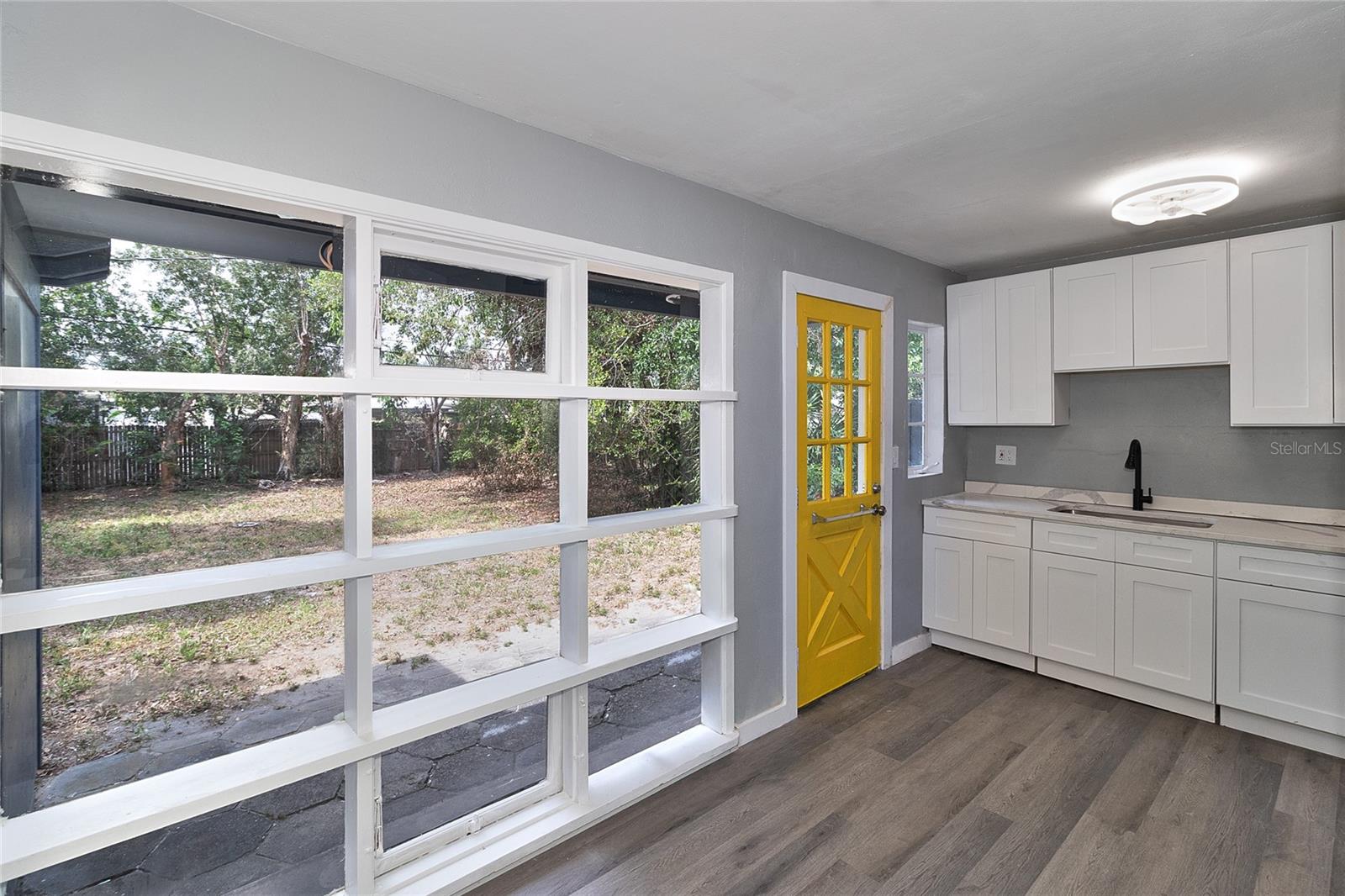 201 83RD AVE N, ST PETERSBURG, FL, 33702