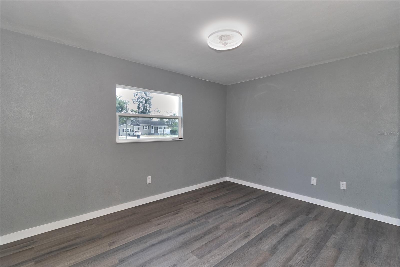 201 83RD AVE N, ST PETERSBURG, FL, 33702