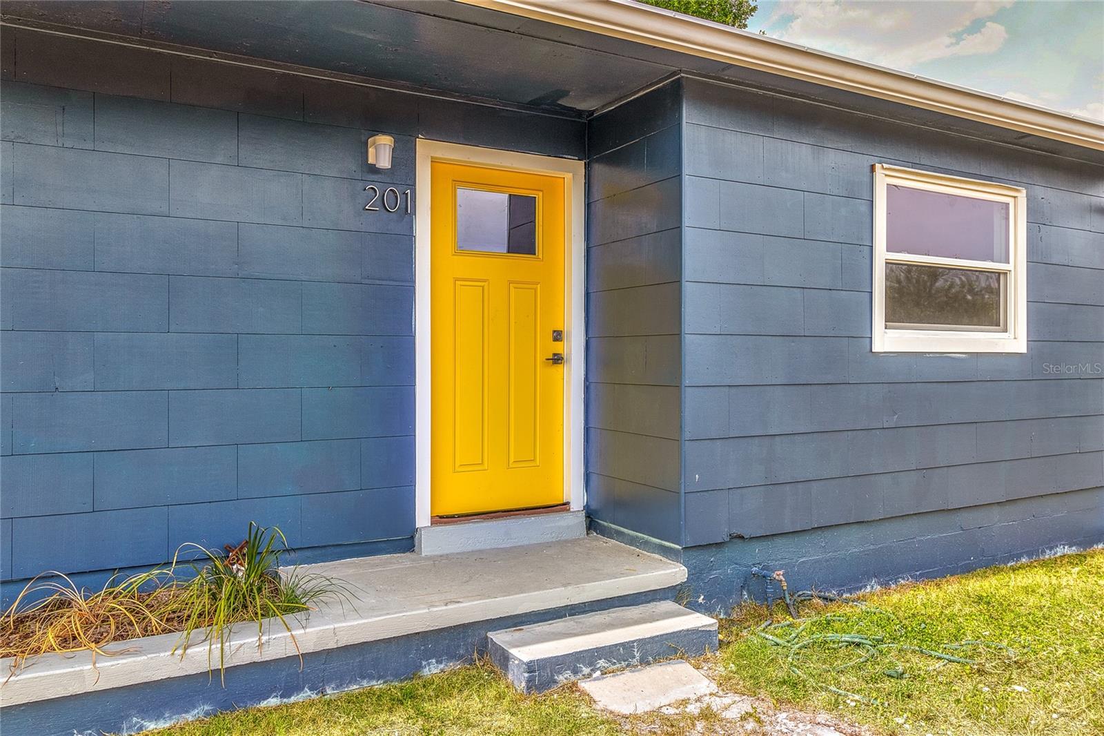 201 83RD AVE N, ST PETERSBURG, FL, 33702