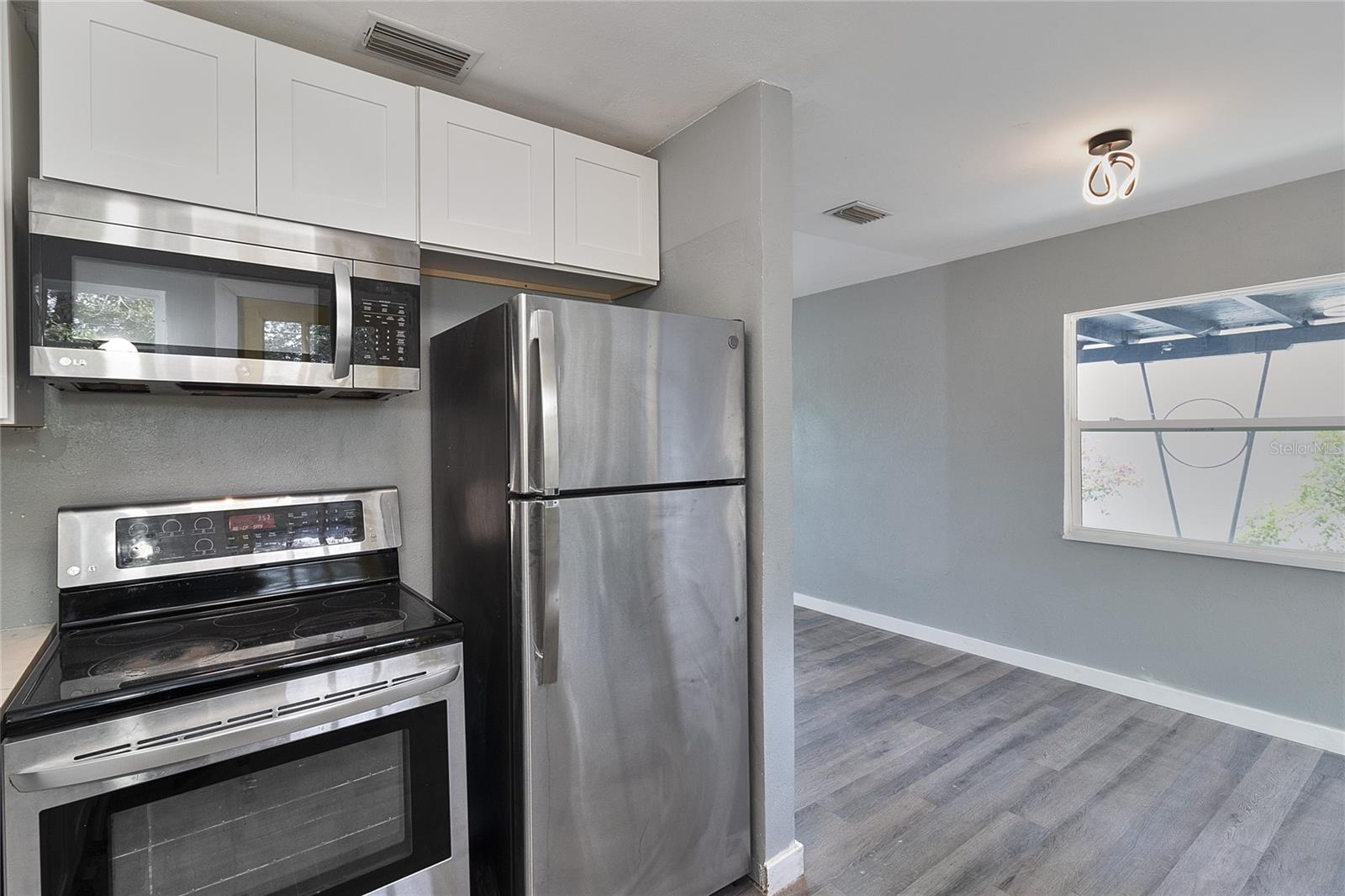 201 83RD AVE N, ST PETERSBURG, FL, 33702