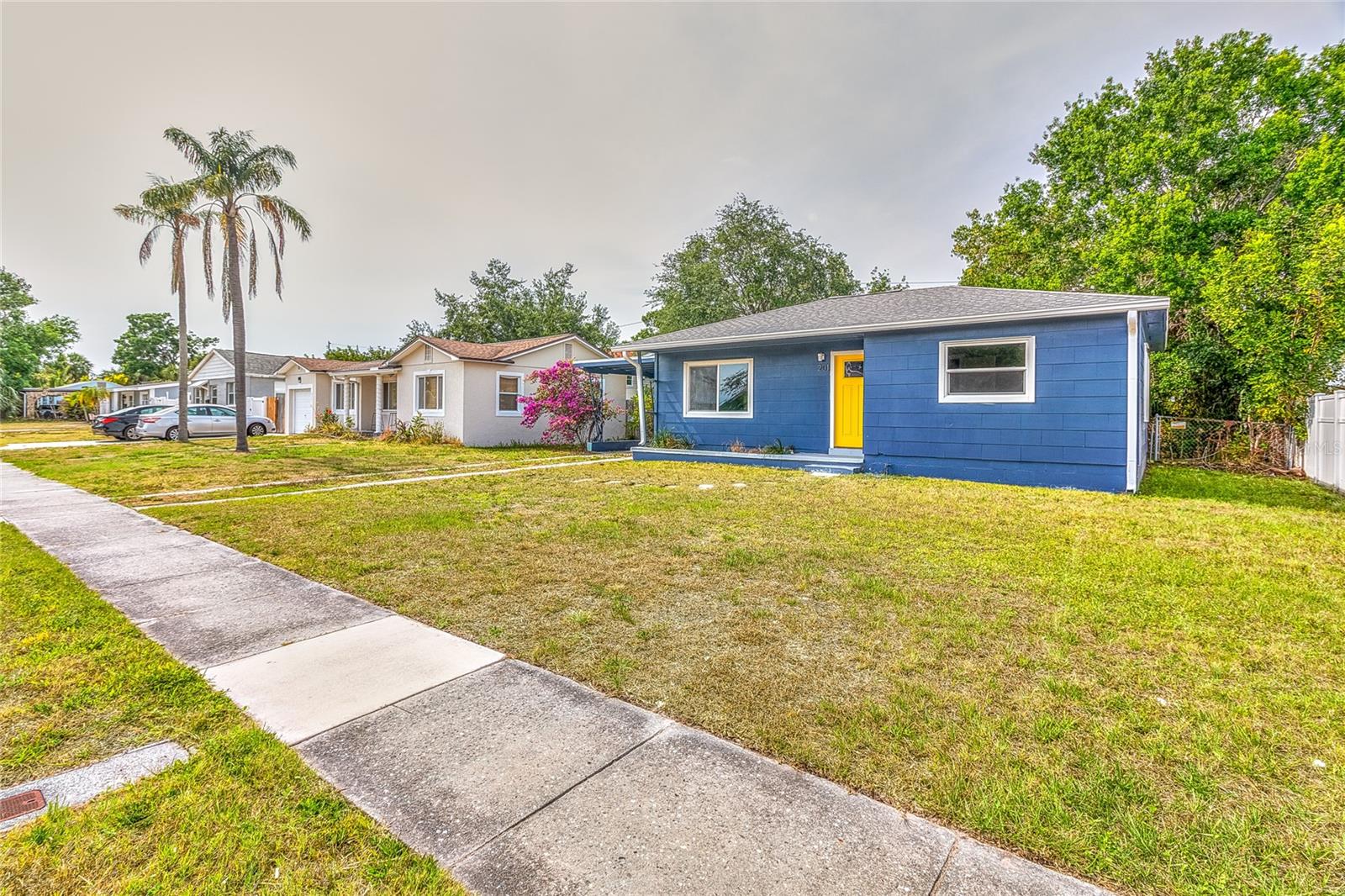 201 83RD AVE N, ST PETERSBURG, FL, 33702