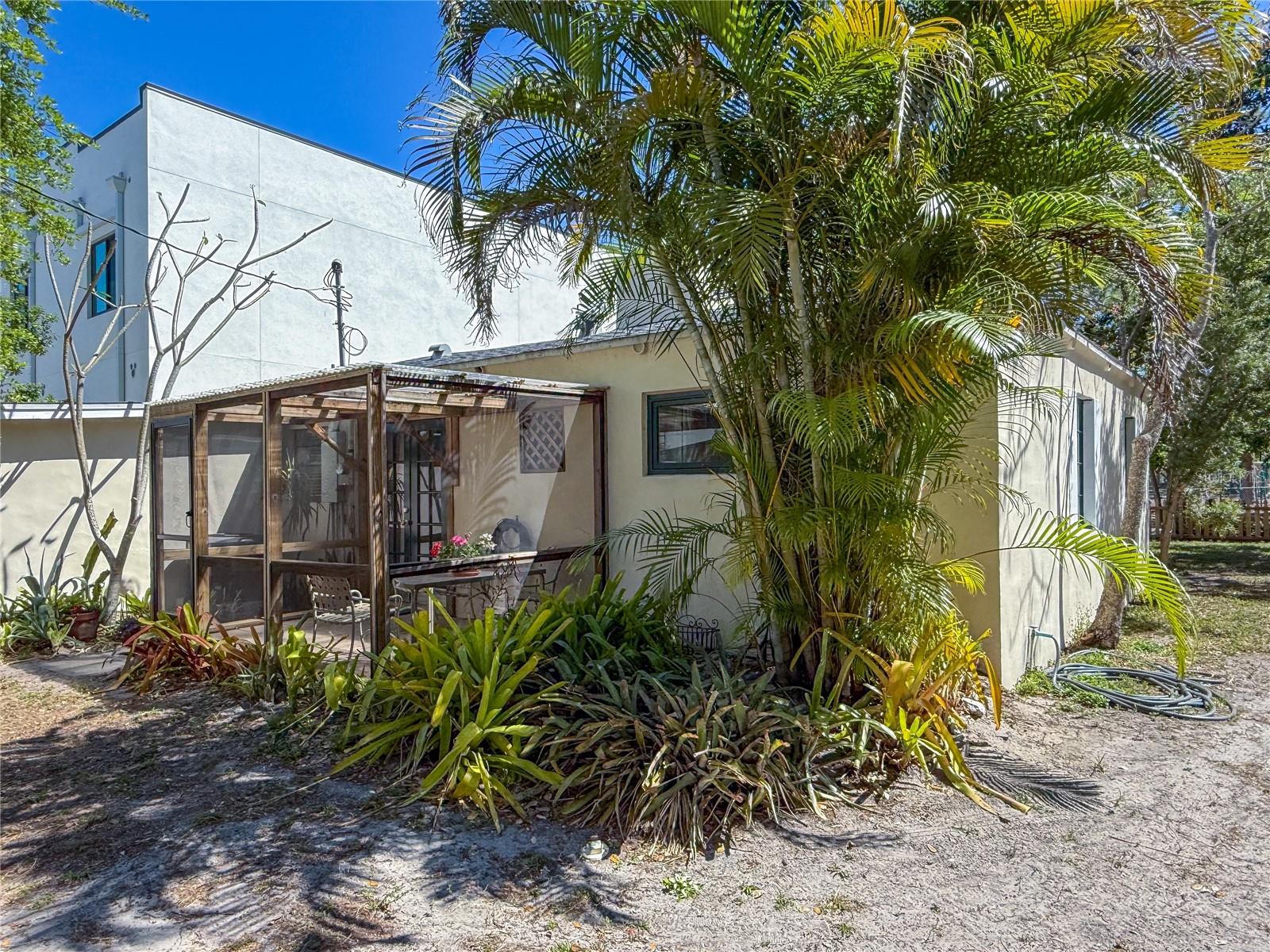 919 N OSPREY AVE, SARASOTA, FL, 34236