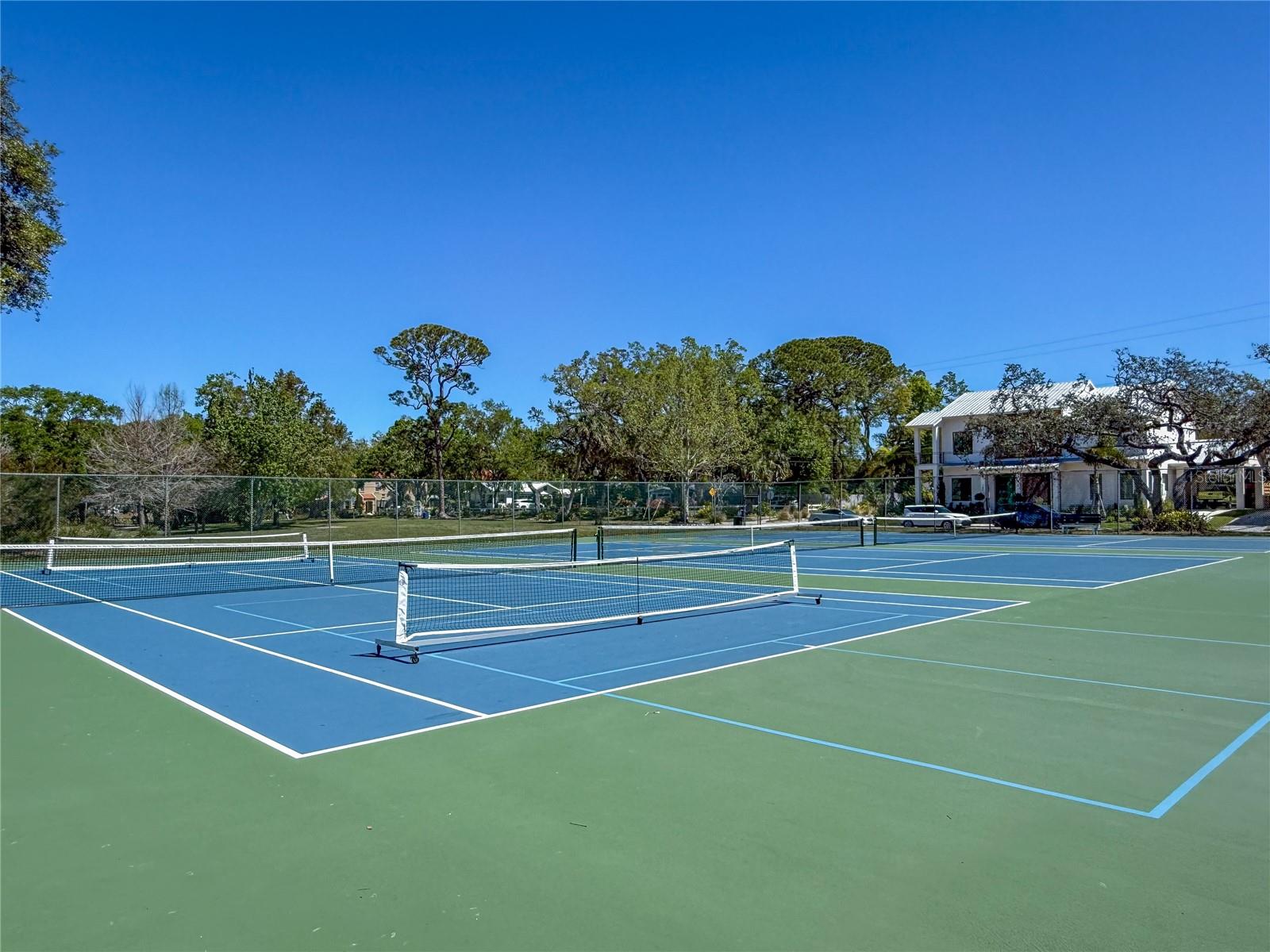 919 N OSPREY AVE, SARASOTA, FL, 34236