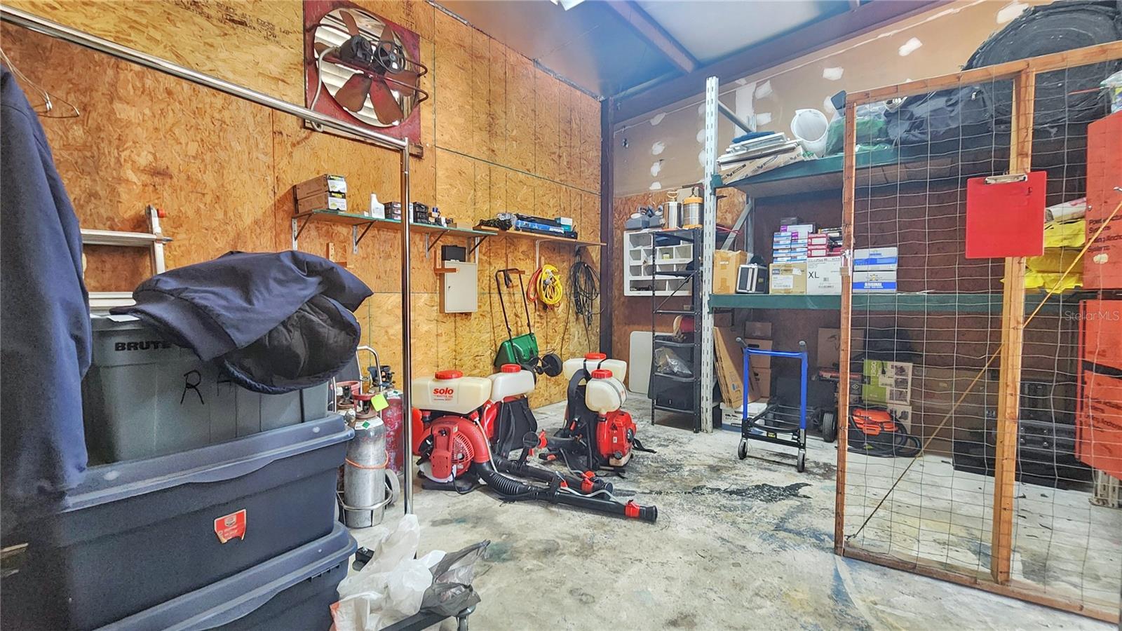 6802 COMMERCE AVE, PORT RICHEY, FL, 34668