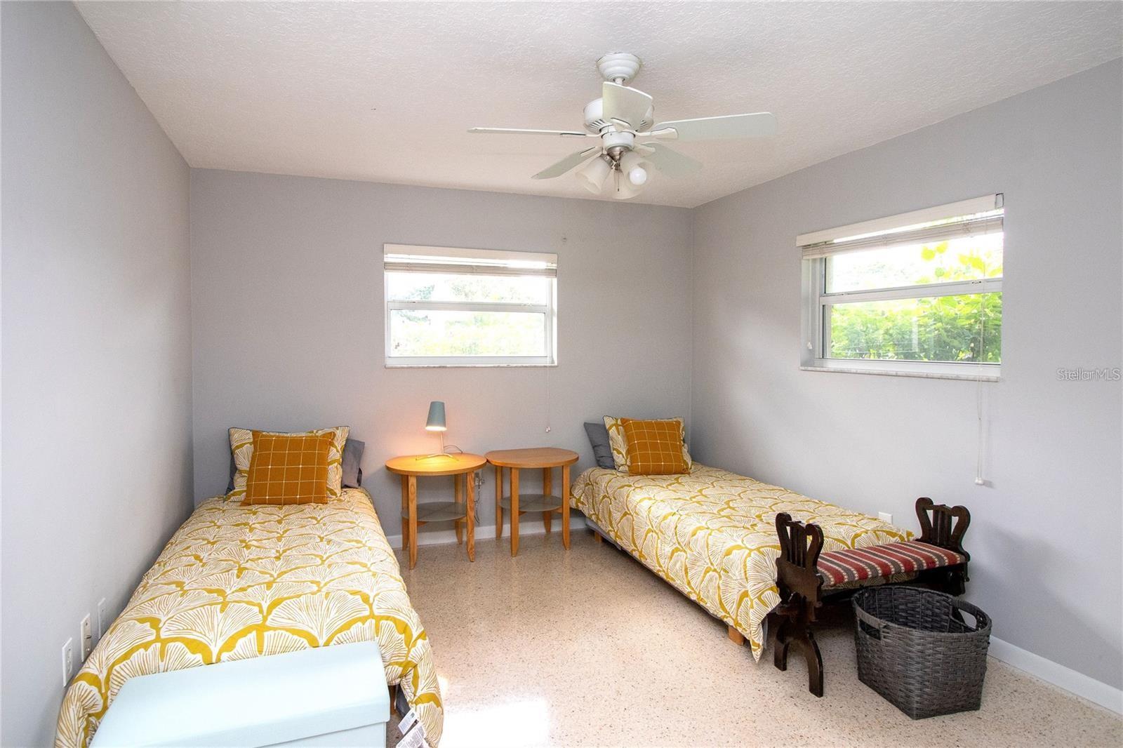 2003 MICHIGAN AVE NE, ST PETERSBURG, FL, 33703