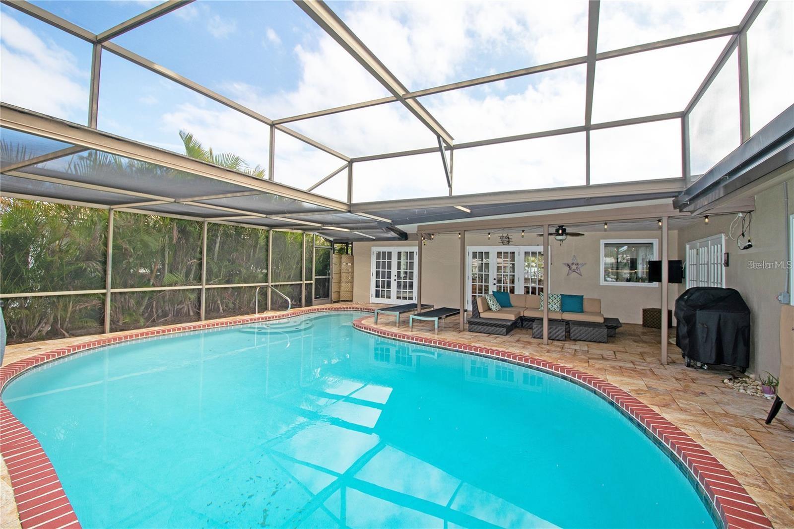 2003 MICHIGAN AVE NE, ST PETERSBURG, FL, 33703