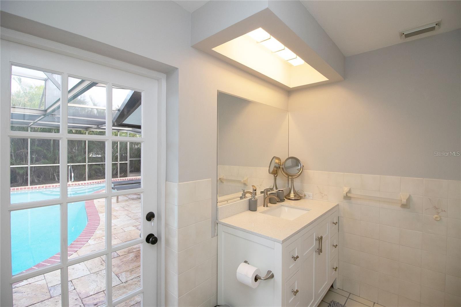 2003 MICHIGAN AVE NE, ST PETERSBURG, FL, 33703