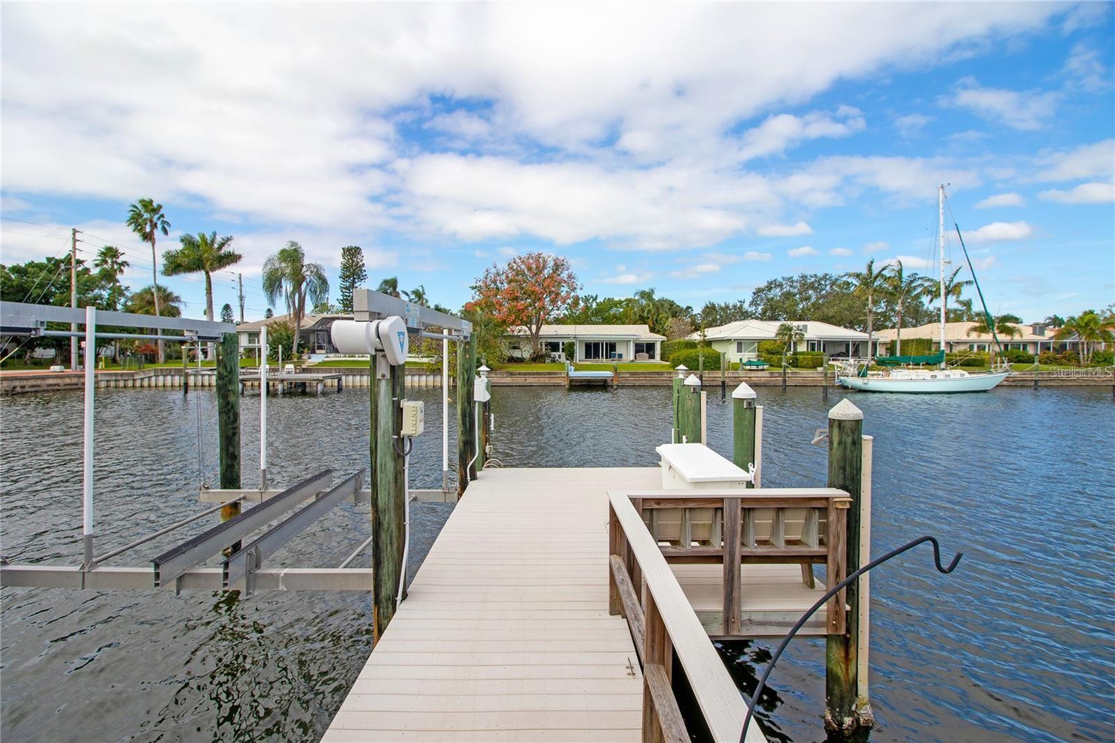 2003 MICHIGAN AVE NE, ST PETERSBURG, FL, 33703