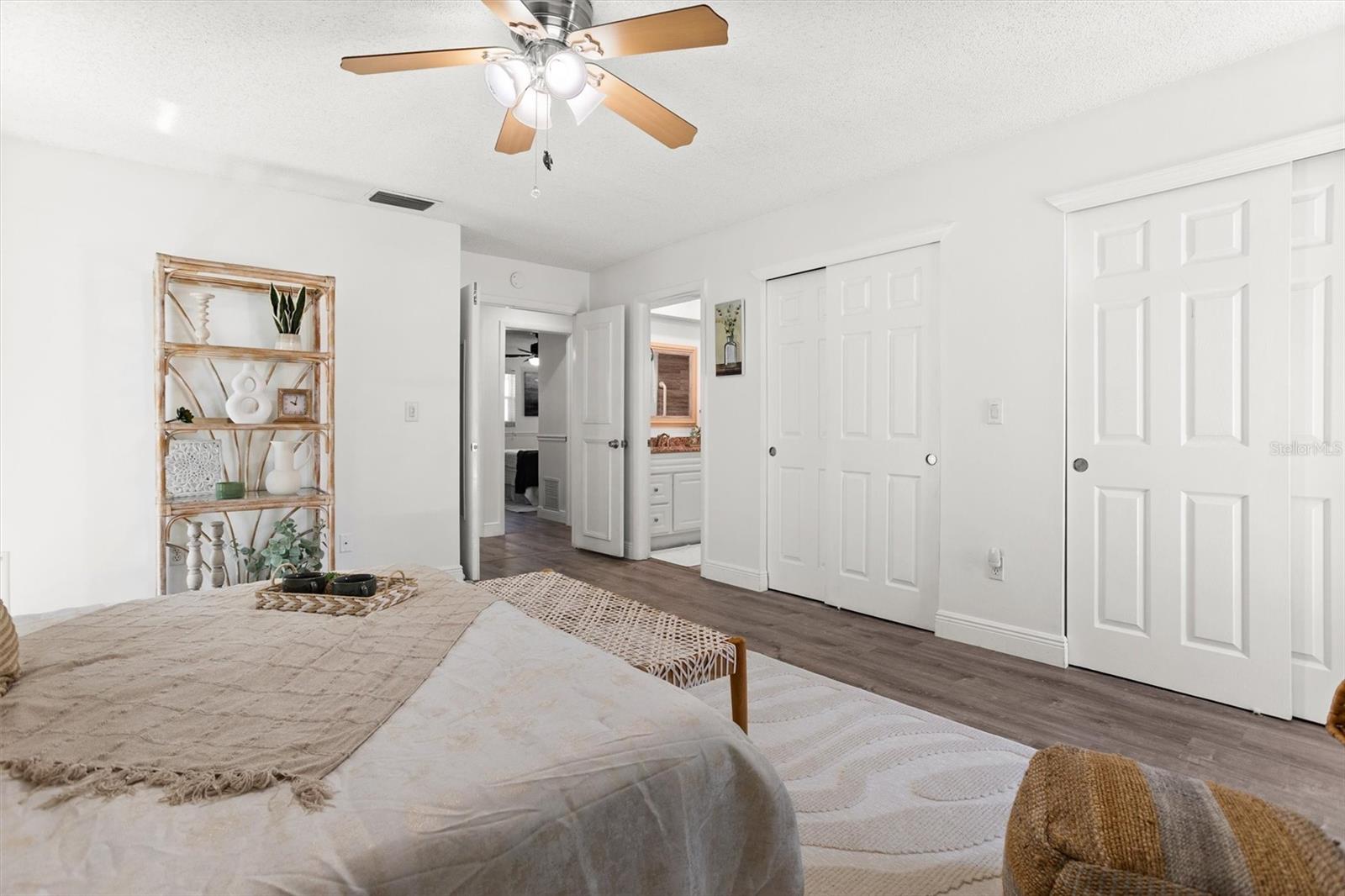 2327 MOORE HAVEN DR W, CLEARWATER, FL, 33763