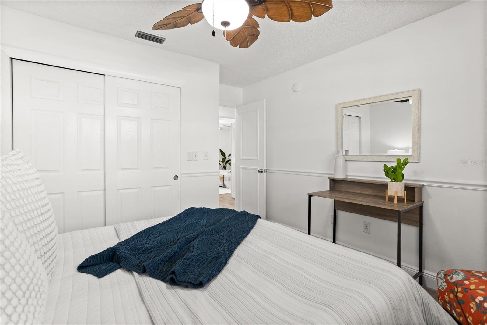 2327 MOORE HAVEN DR W, CLEARWATER, FL, 33763