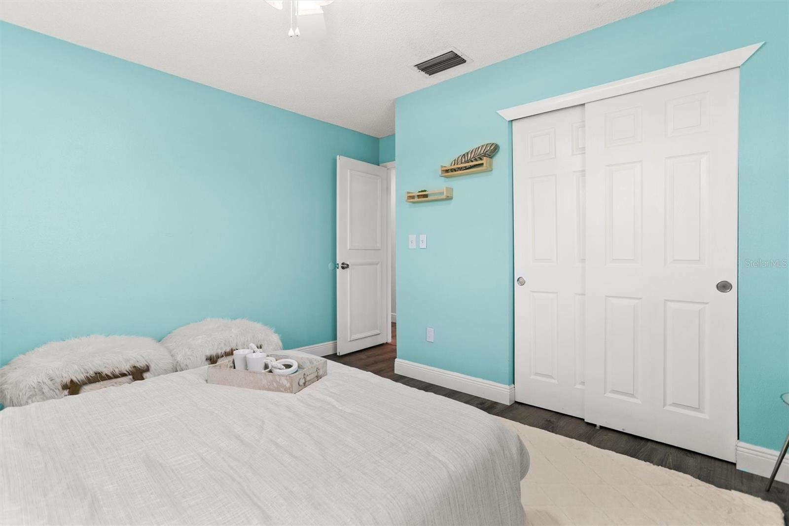 2327 MOORE HAVEN DR W, CLEARWATER, FL, 33763