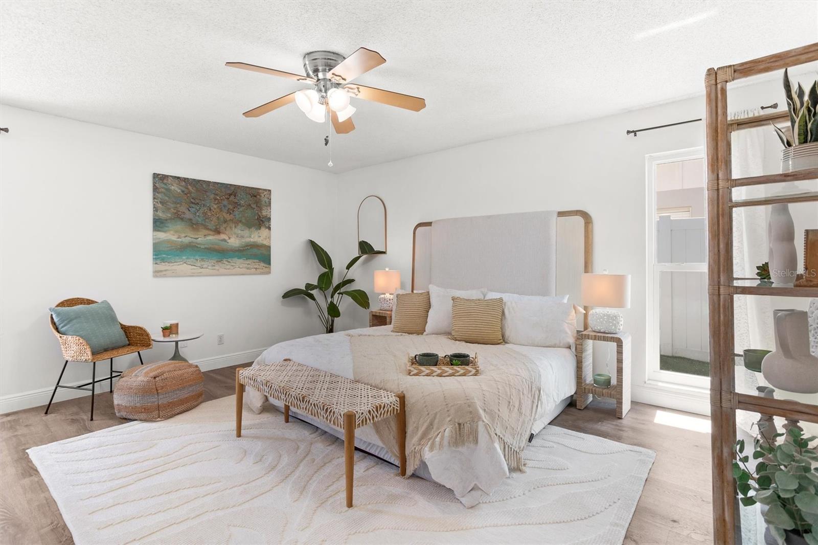 2327 MOORE HAVEN DR W, CLEARWATER, FL, 33763