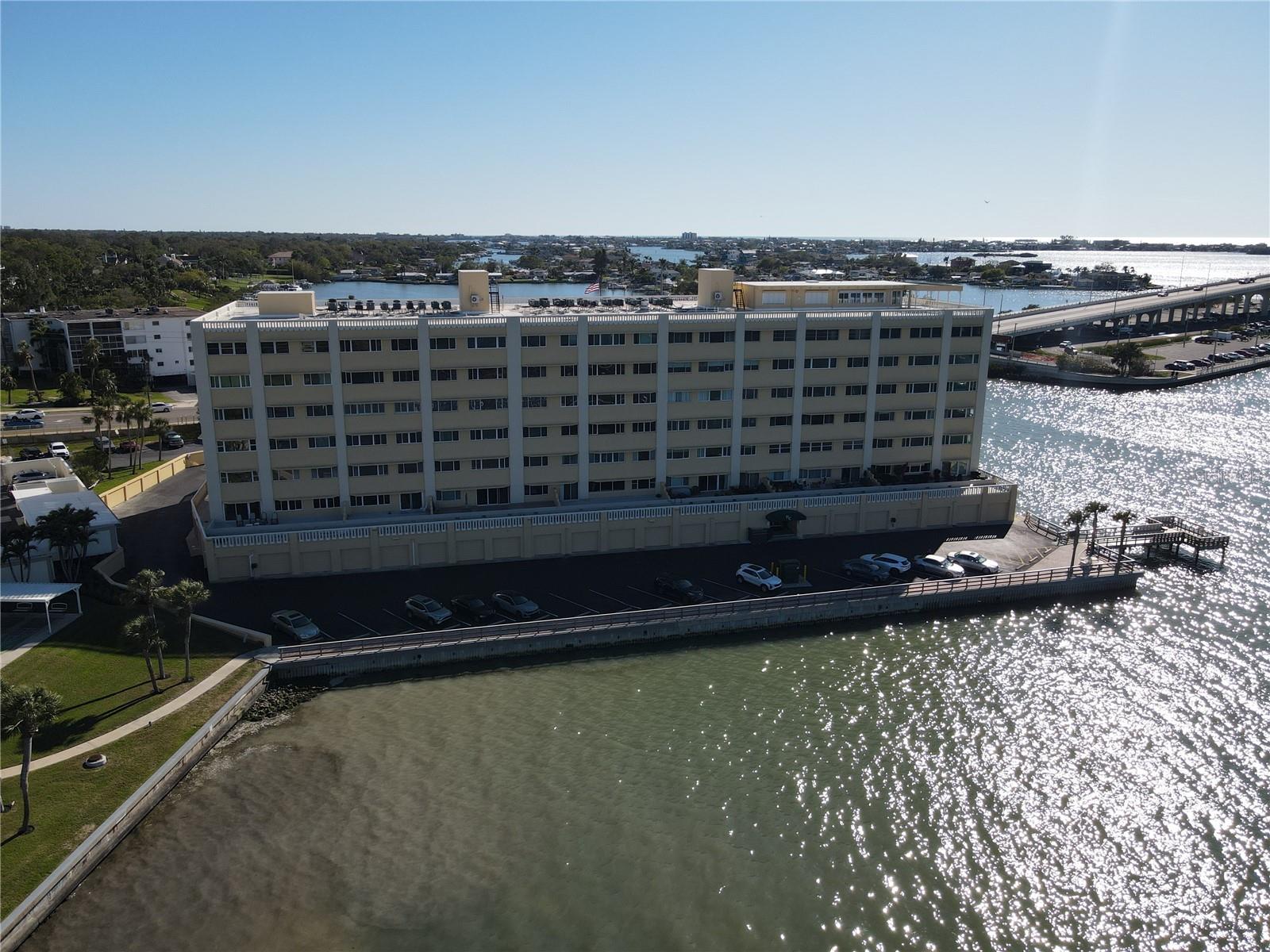 100 BLUFF VIEW DR #502C, BELLEAIR BLUFFS, FL, 33770
