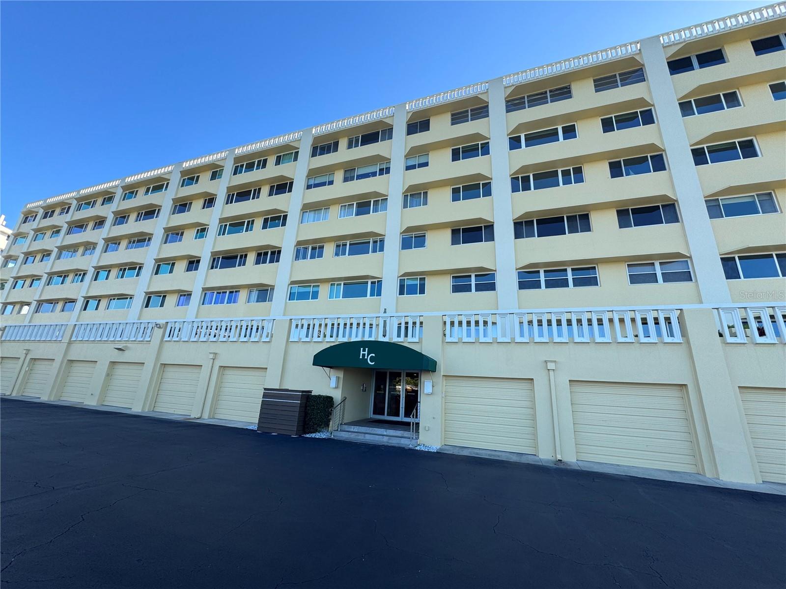 100 BLUFF VIEW DR #502C, BELLEAIR BLUFFS, FL, 33770